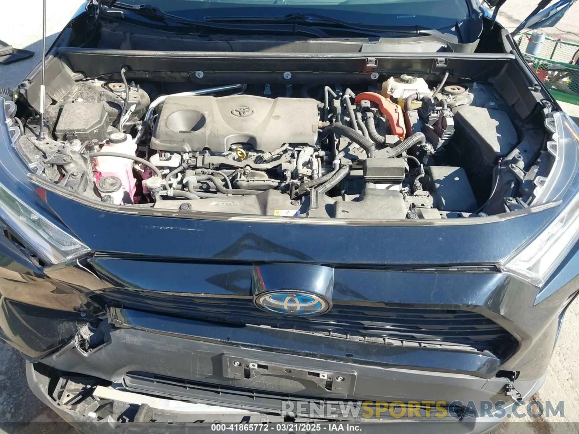 10 Photograph of a damaged car JTMRWRFV9LD044346 TOYOTA RAV4 HYBRID 2020