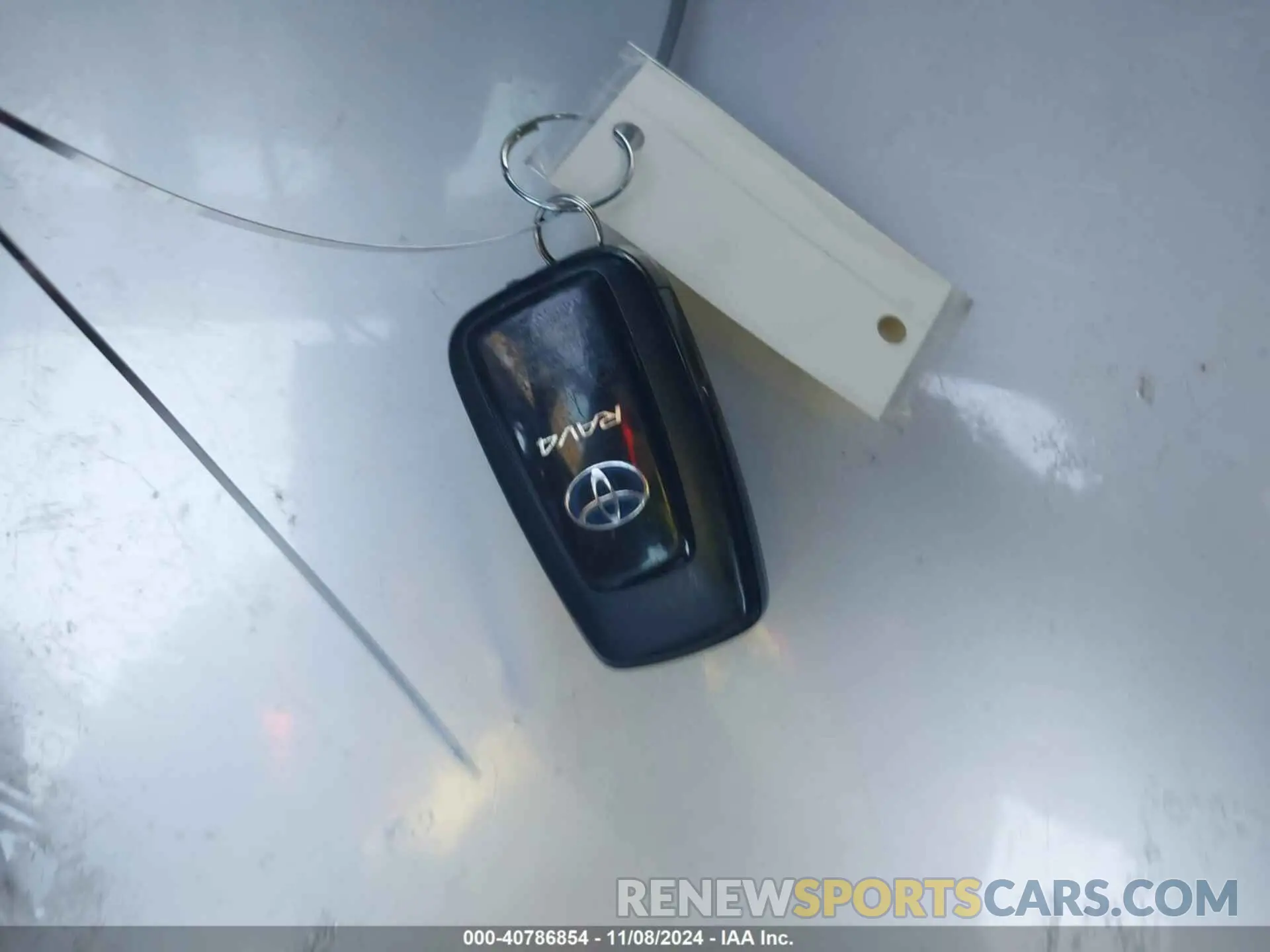 11 Photograph of a damaged car JTMRWRFVXLD066677 TOYOTA RAV4 HYBRID 2020