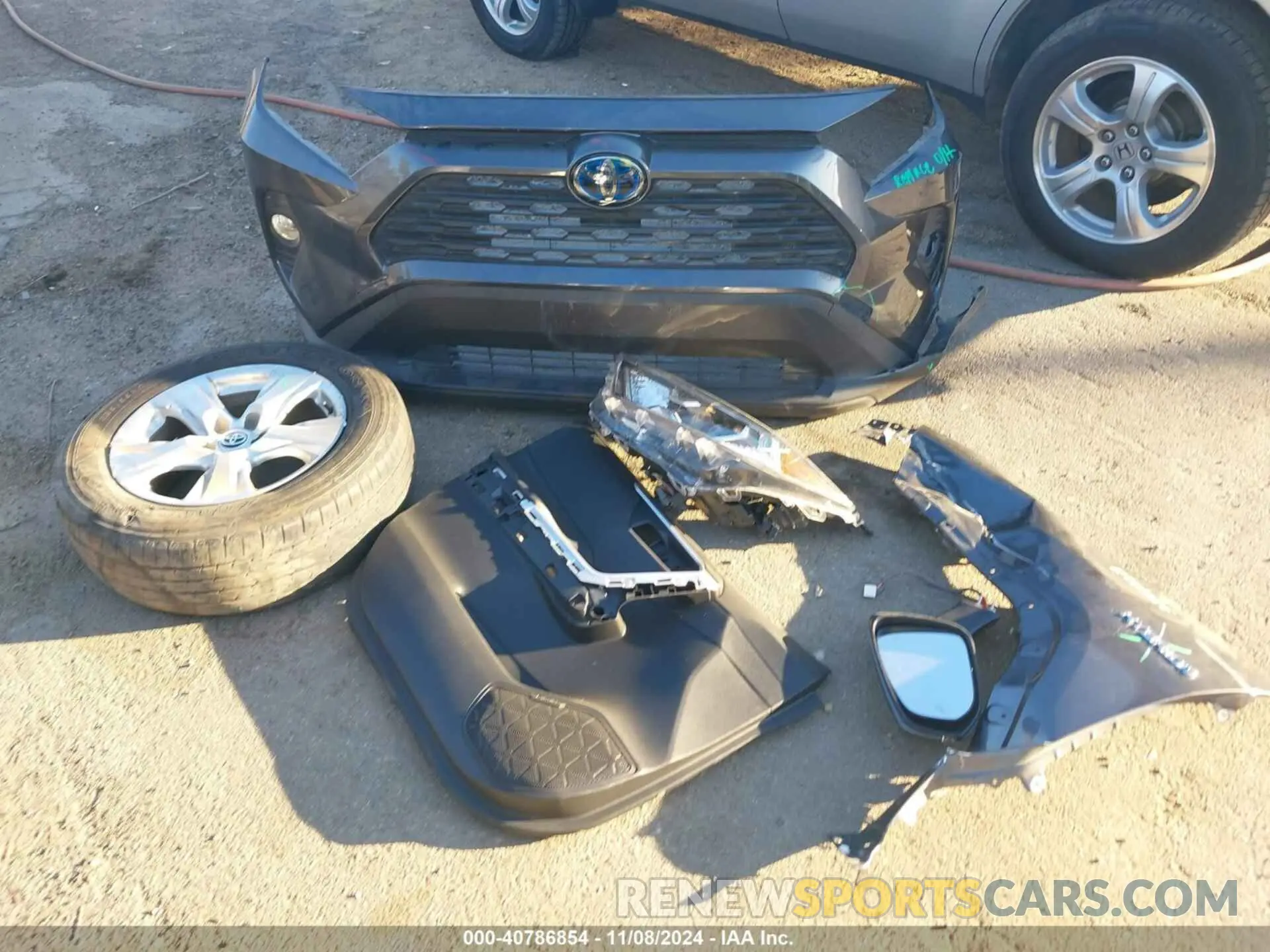12 Photograph of a damaged car JTMRWRFVXLD066677 TOYOTA RAV4 HYBRID 2020