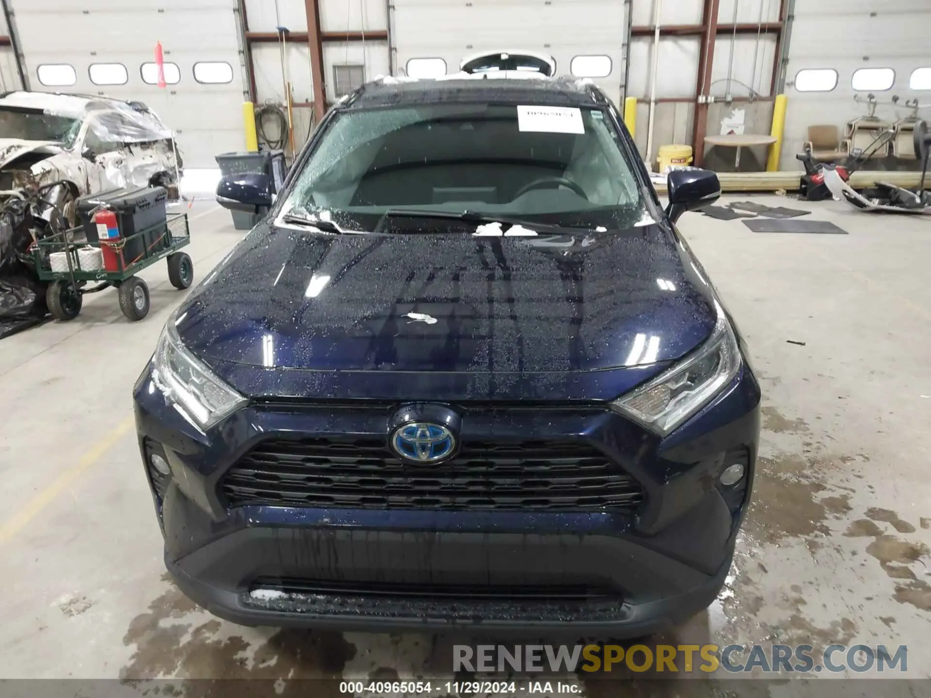 12 Photograph of a damaged car 2T3B6RFV1MW022637 TOYOTA RAV4 HYBRID 2021