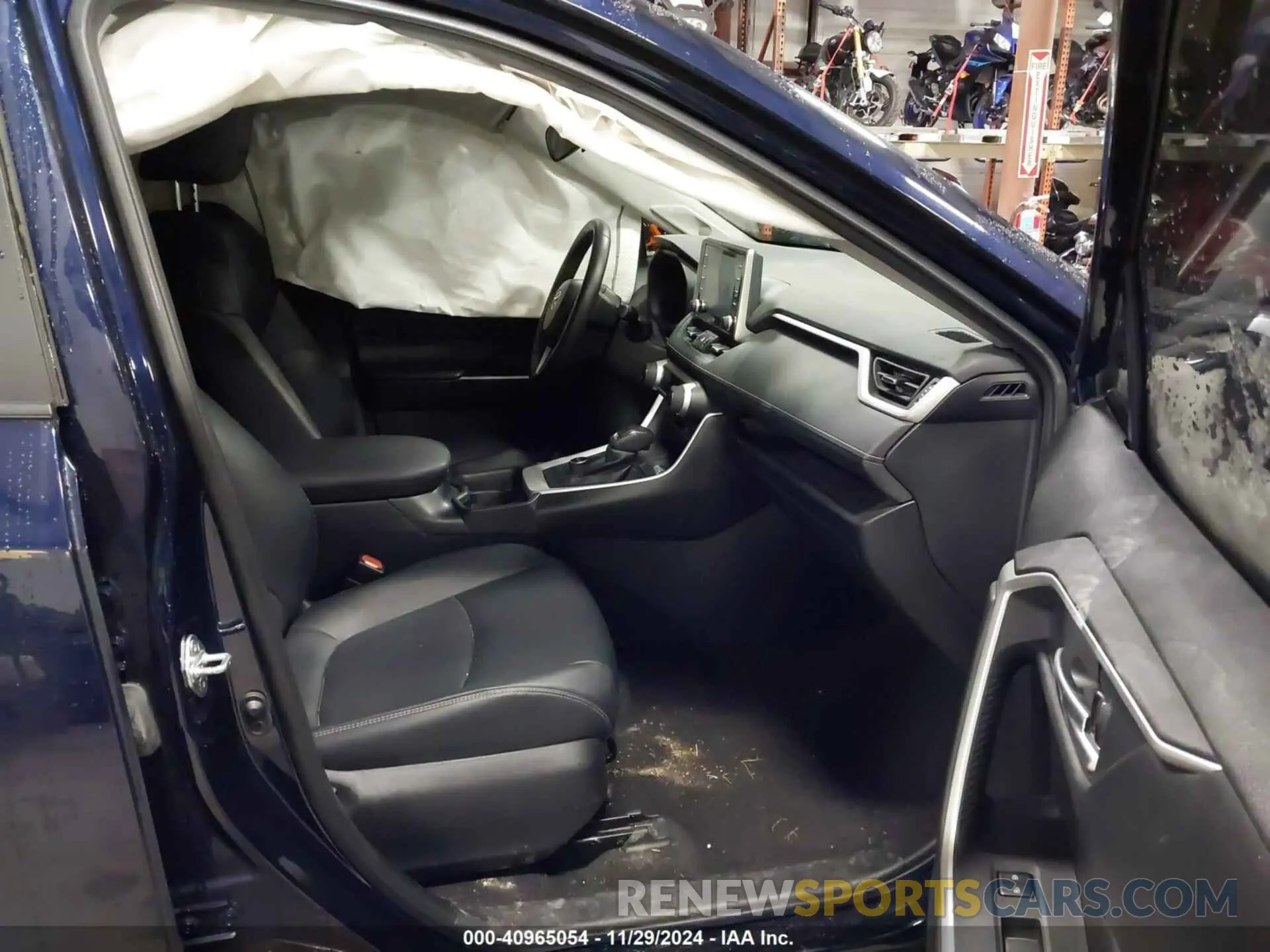 5 Photograph of a damaged car 2T3B6RFV1MW022637 TOYOTA RAV4 HYBRID 2021