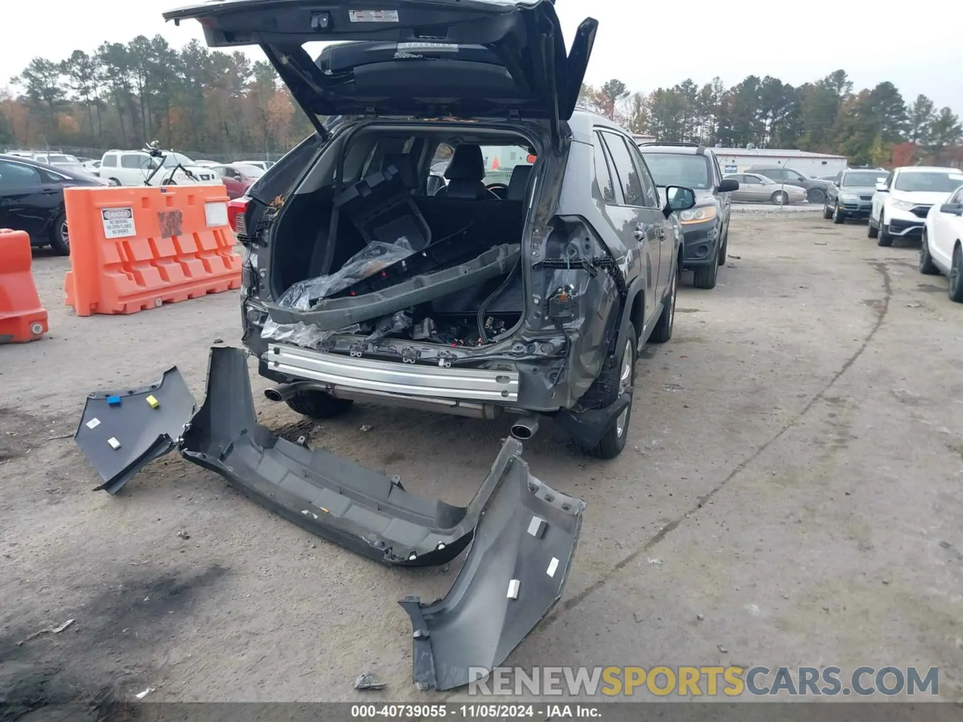 4 Photograph of a damaged car 2T3B6RFV9MW010297 TOYOTA RAV4 HYBRID 2021