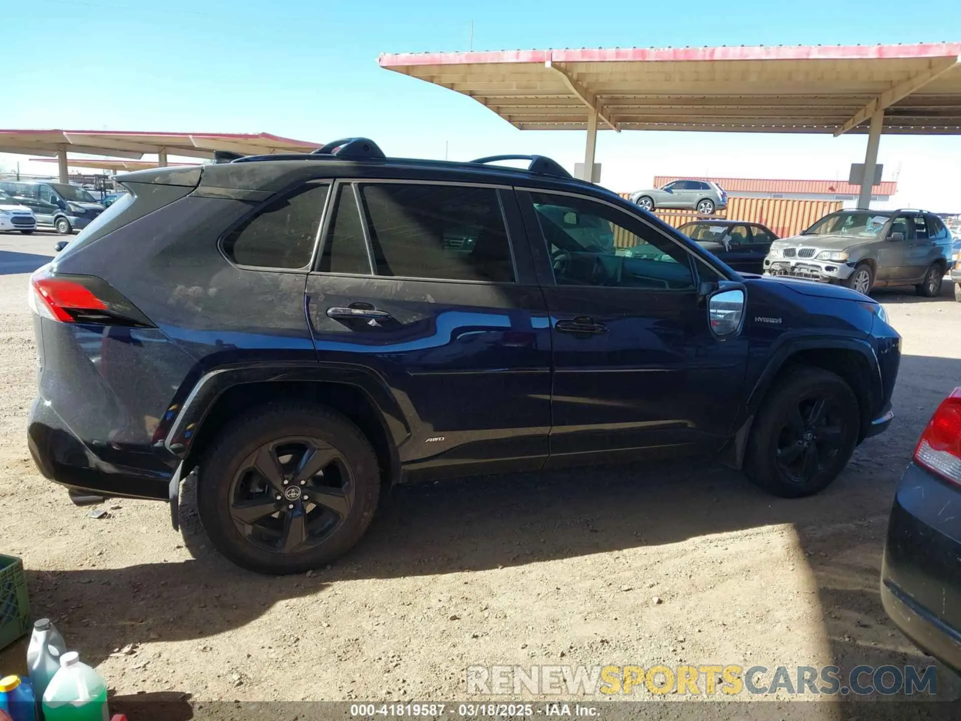 12 Photograph of a damaged car 2T3E6RFV2MW003947 TOYOTA RAV4 HYBRID 2021