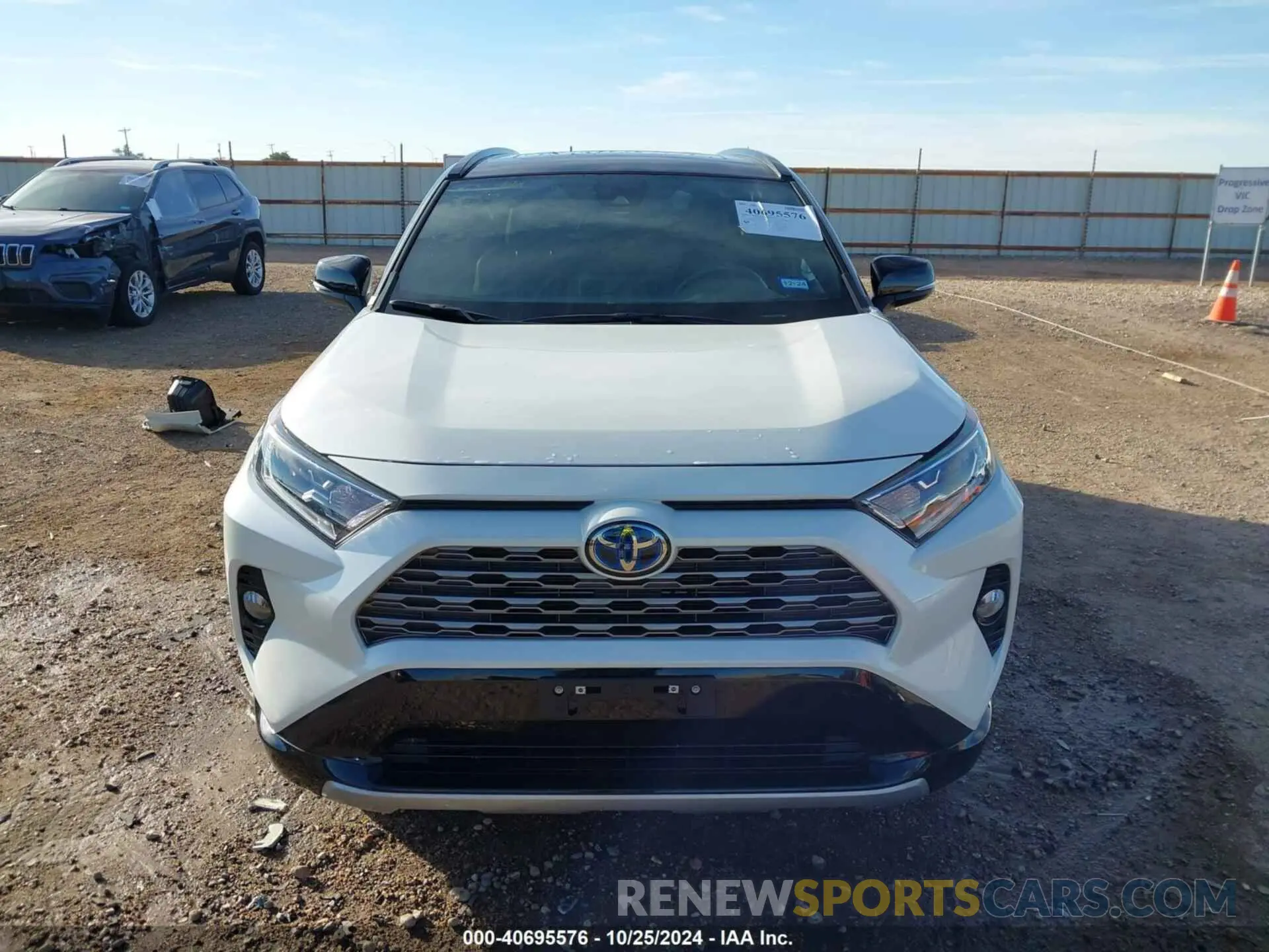 13 Photograph of a damaged car 2T3E6RFV4MW027196 TOYOTA RAV4 HYBRID 2021