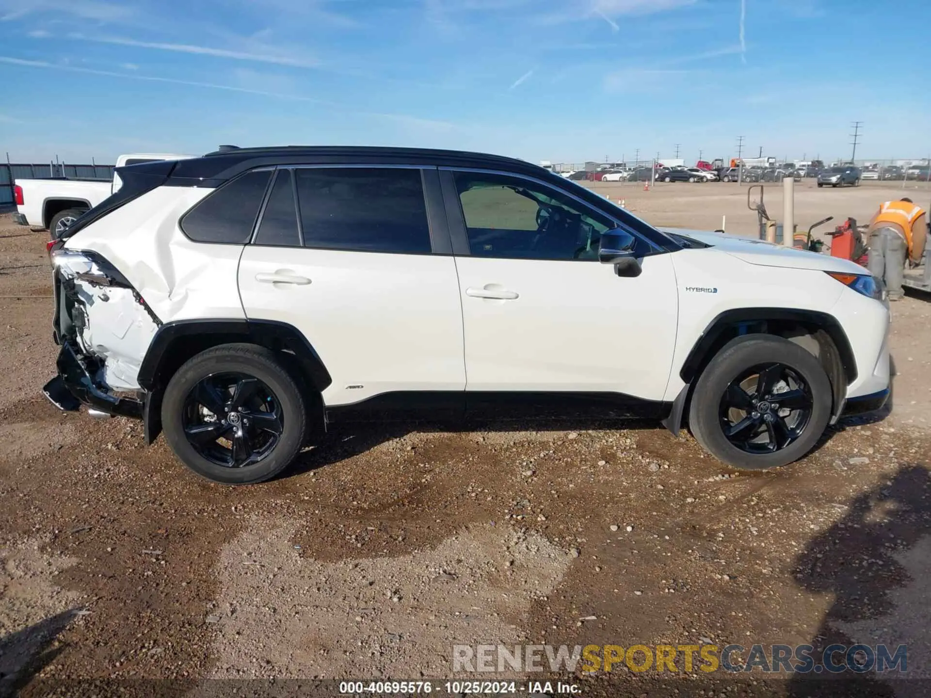 14 Photograph of a damaged car 2T3E6RFV4MW027196 TOYOTA RAV4 HYBRID 2021