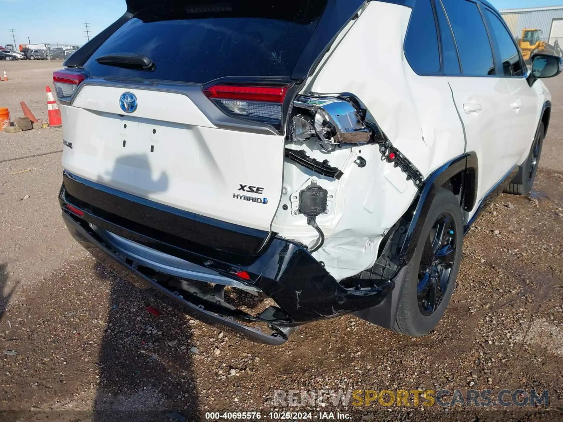 6 Photograph of a damaged car 2T3E6RFV4MW027196 TOYOTA RAV4 HYBRID 2021