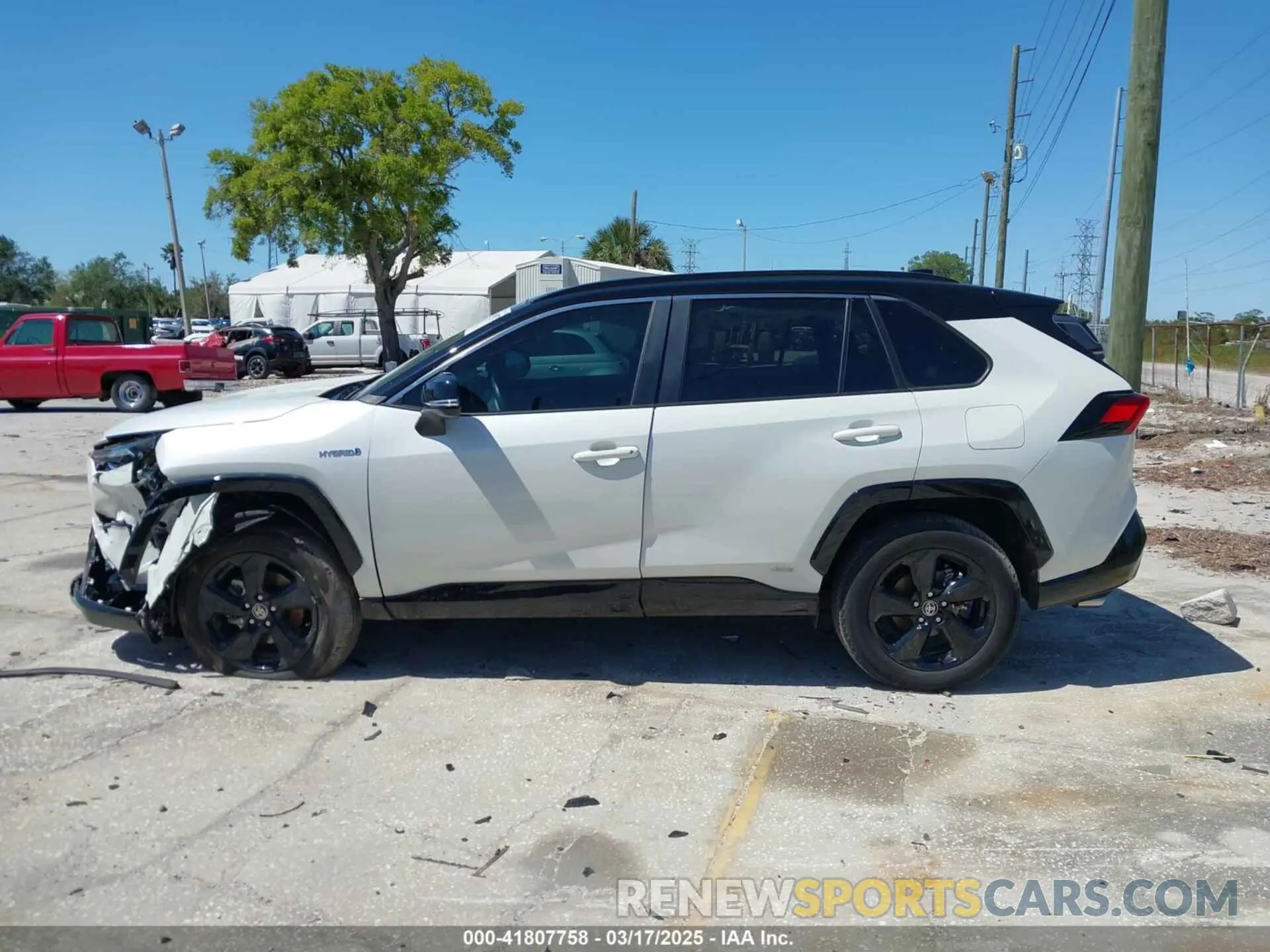 14 Photograph of a damaged car 2T3E6RFV4MW027568 TOYOTA RAV4 HYBRID 2021