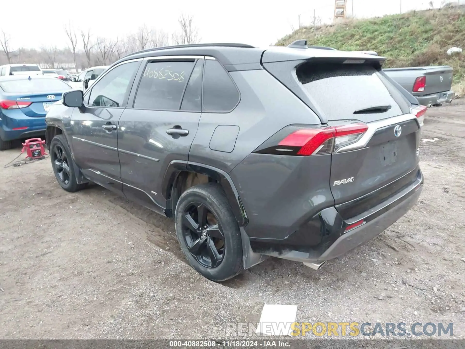 3 Photograph of a damaged car 2T3E6RFV7MW007637 TOYOTA RAV4 HYBRID 2021