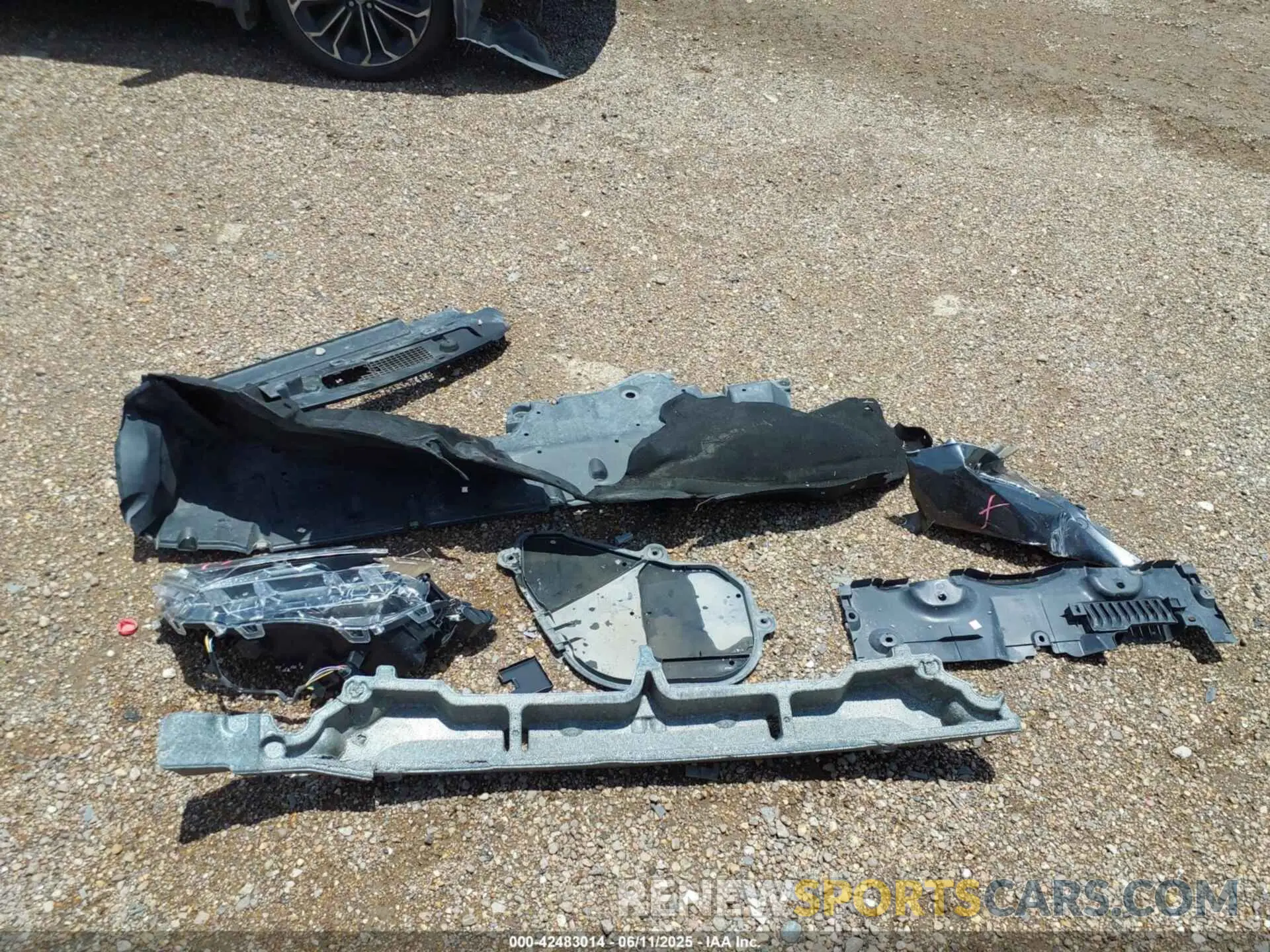 12 Photograph of a damaged car 2T3E6RFV8MW024270 TOYOTA RAV4 HYBRID 2021
