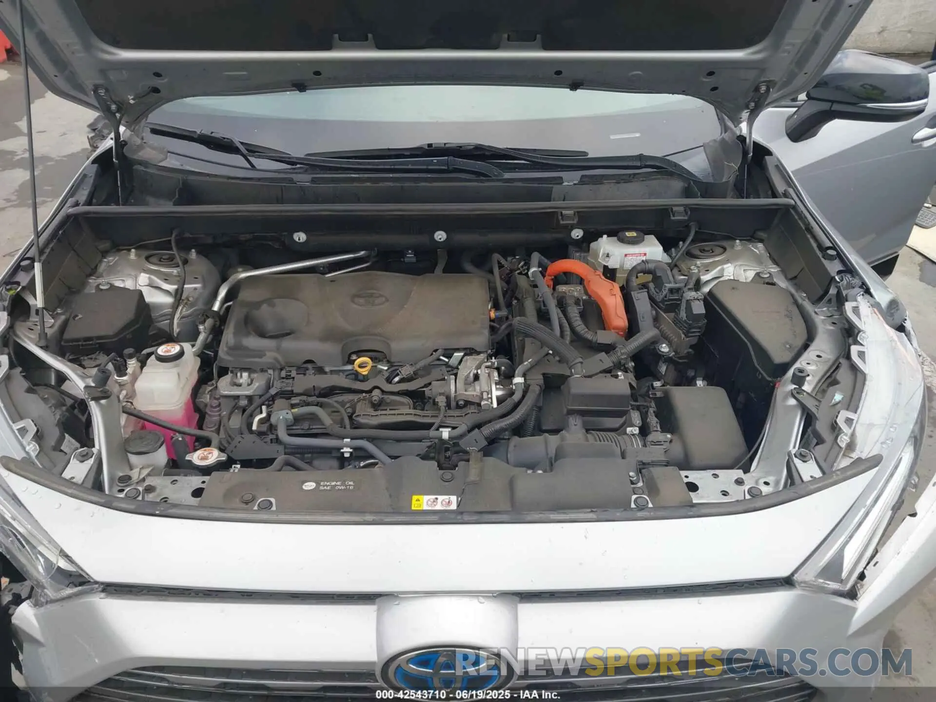 10 Photograph of a damaged car 2T3E6RFV8MW025418 TOYOTA RAV4 HYBRID 2021