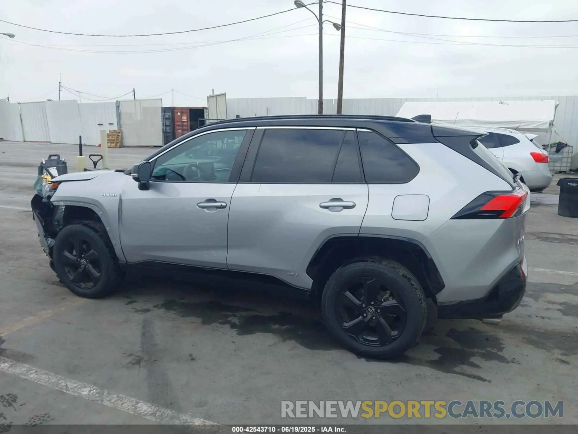15 Photograph of a damaged car 2T3E6RFV8MW025418 TOYOTA RAV4 HYBRID 2021