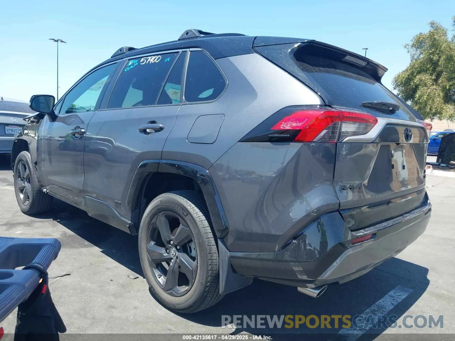 3 Photograph of a damaged car 2T3E6RFVXMW016803 TOYOTA RAV4 HYBRID 2021