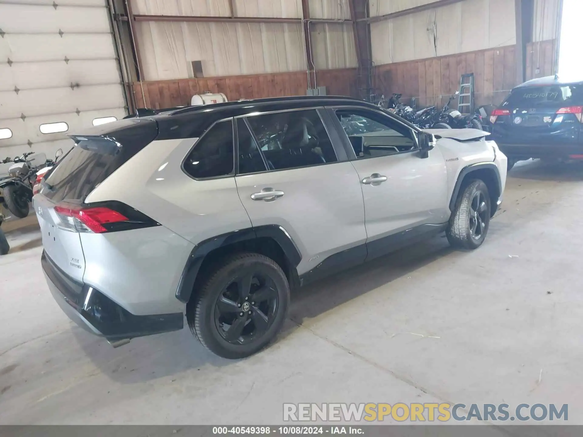 4 Photograph of a damaged car 2T3E6RFVXMW020284 TOYOTA RAV4 HYBRID 2021