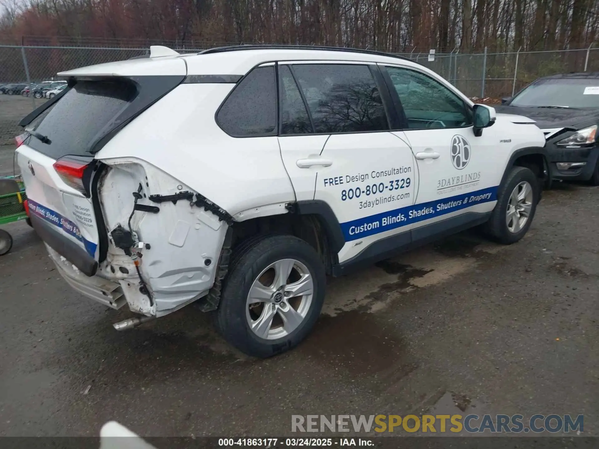 4 Photograph of a damaged car 2T3MWRFV6MW118143 TOYOTA RAV4 HYBRID 2021