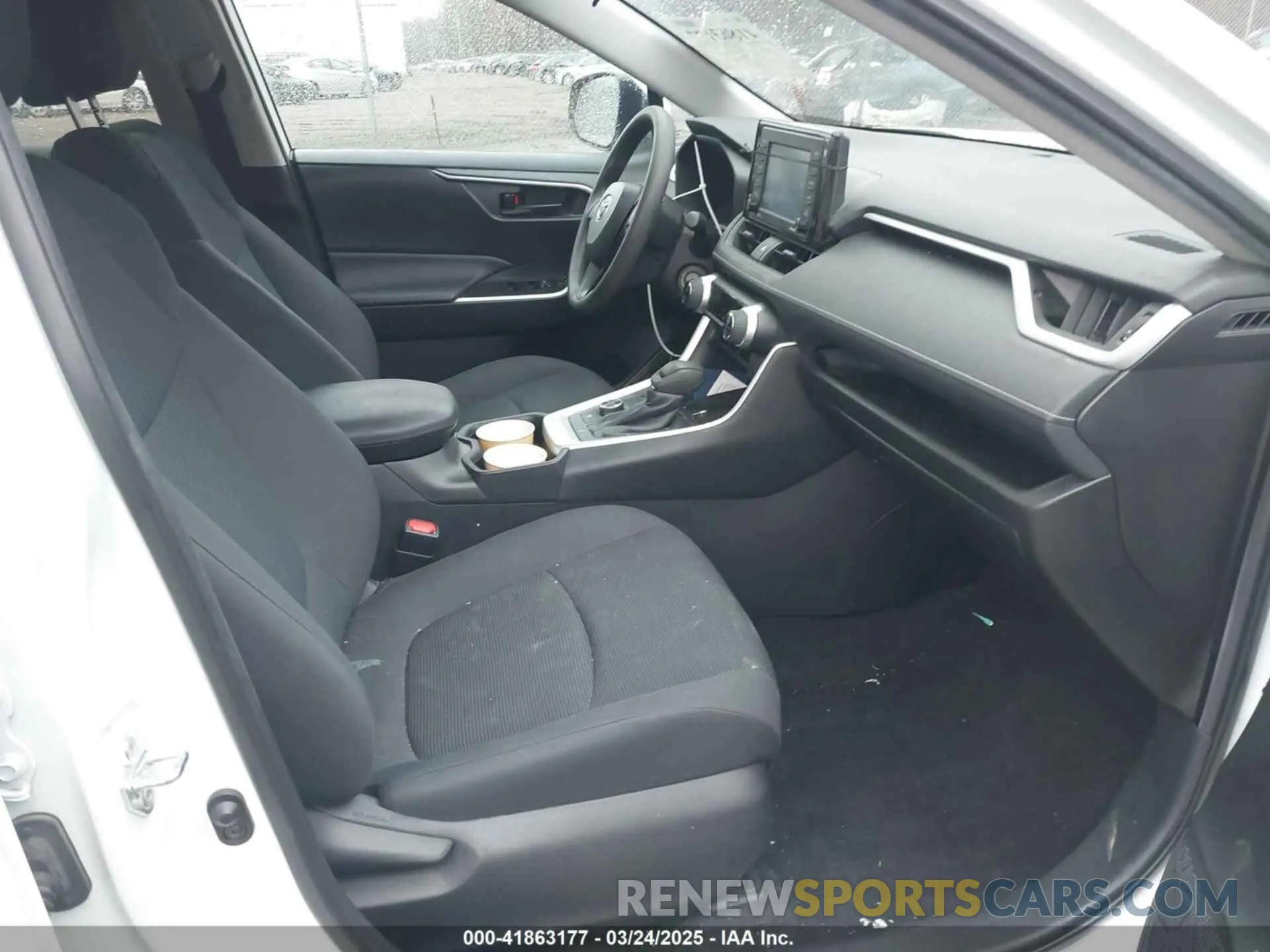 5 Photograph of a damaged car 2T3MWRFV6MW118143 TOYOTA RAV4 HYBRID 2021