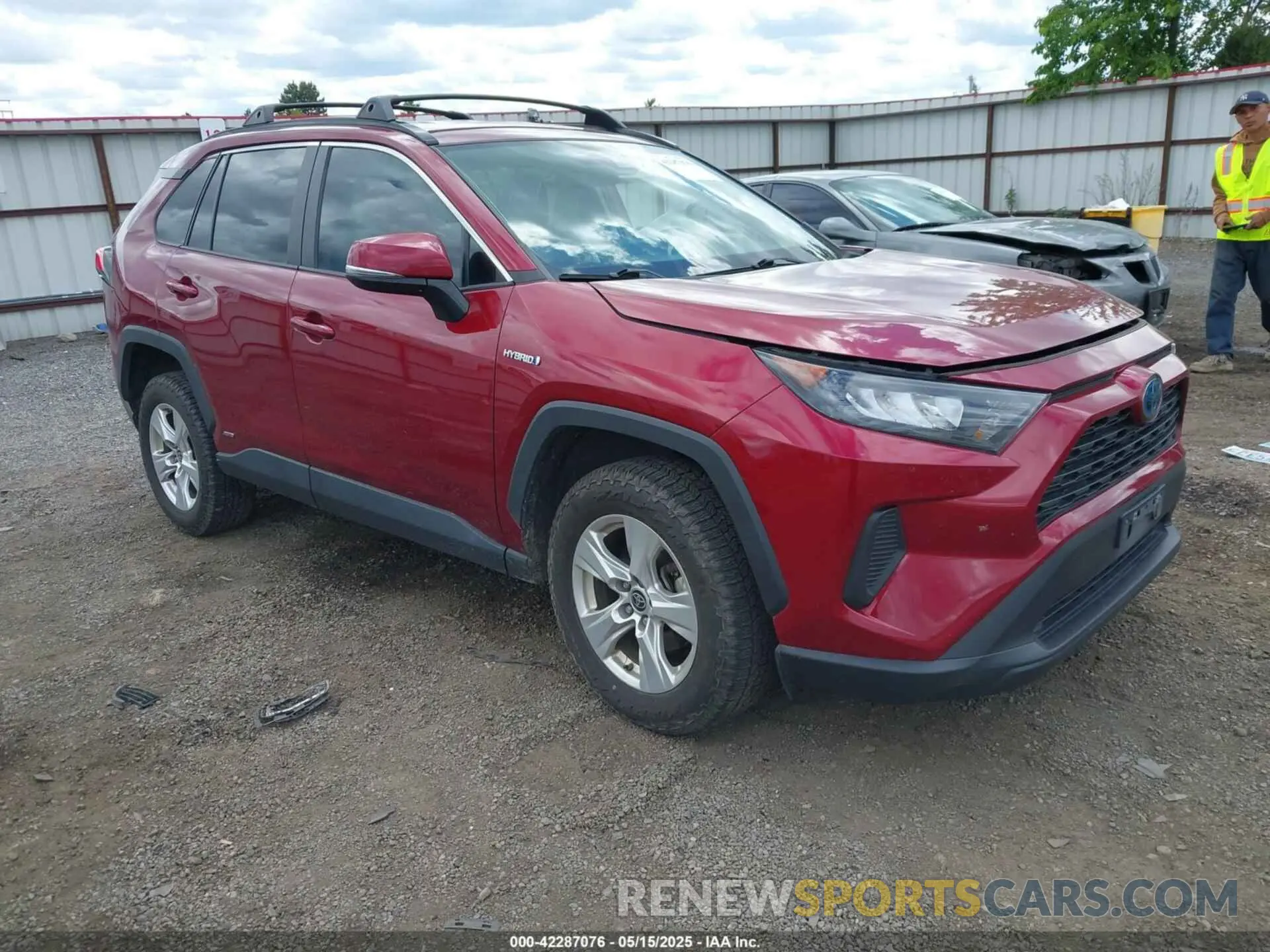 1 Photograph of a damaged car 2T3MWRFV6MW128221 TOYOTA RAV4 HYBRID 2021