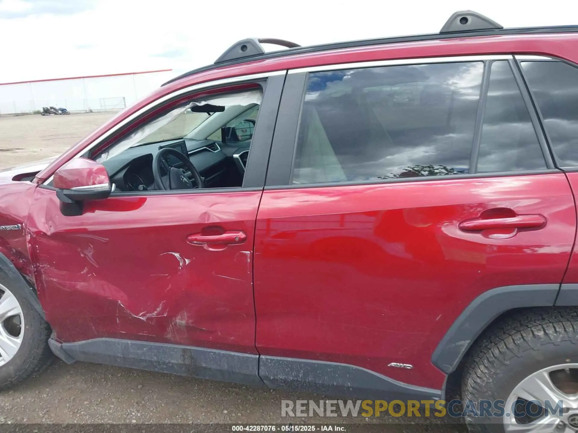 14 Photograph of a damaged car 2T3MWRFV6MW128221 TOYOTA RAV4 HYBRID 2021