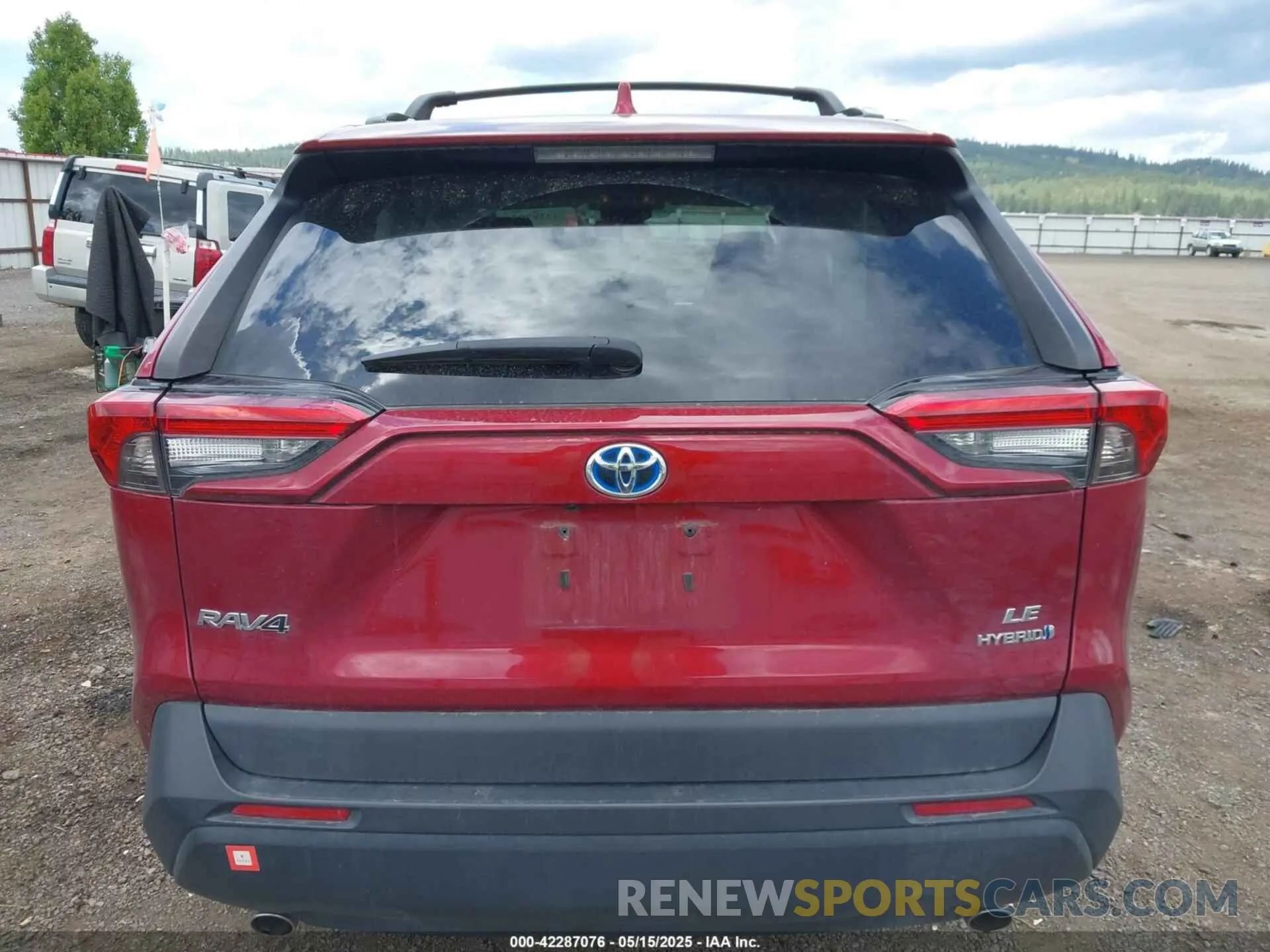 16 Photograph of a damaged car 2T3MWRFV6MW128221 TOYOTA RAV4 HYBRID 2021
