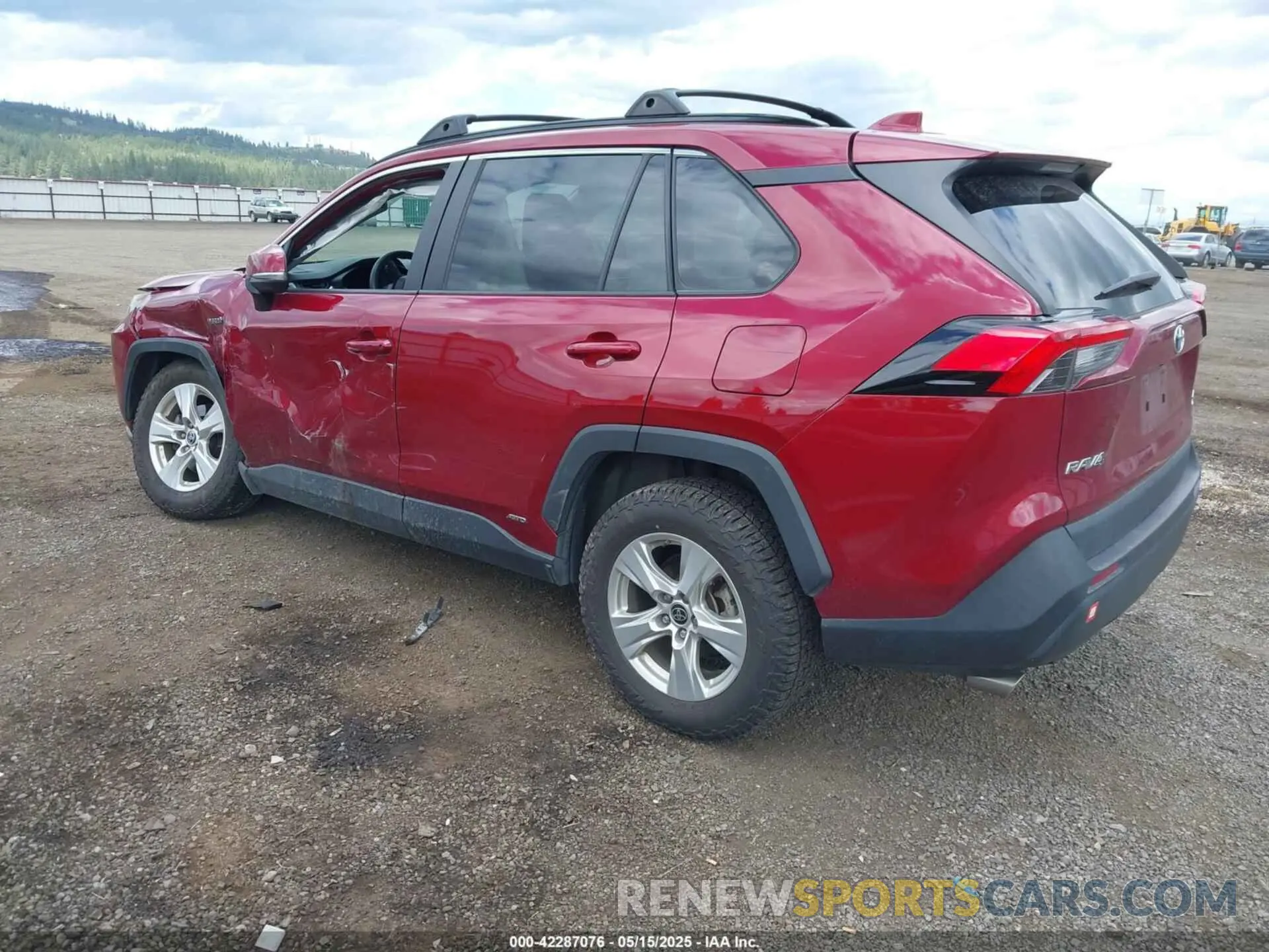 3 Photograph of a damaged car 2T3MWRFV6MW128221 TOYOTA RAV4 HYBRID 2021