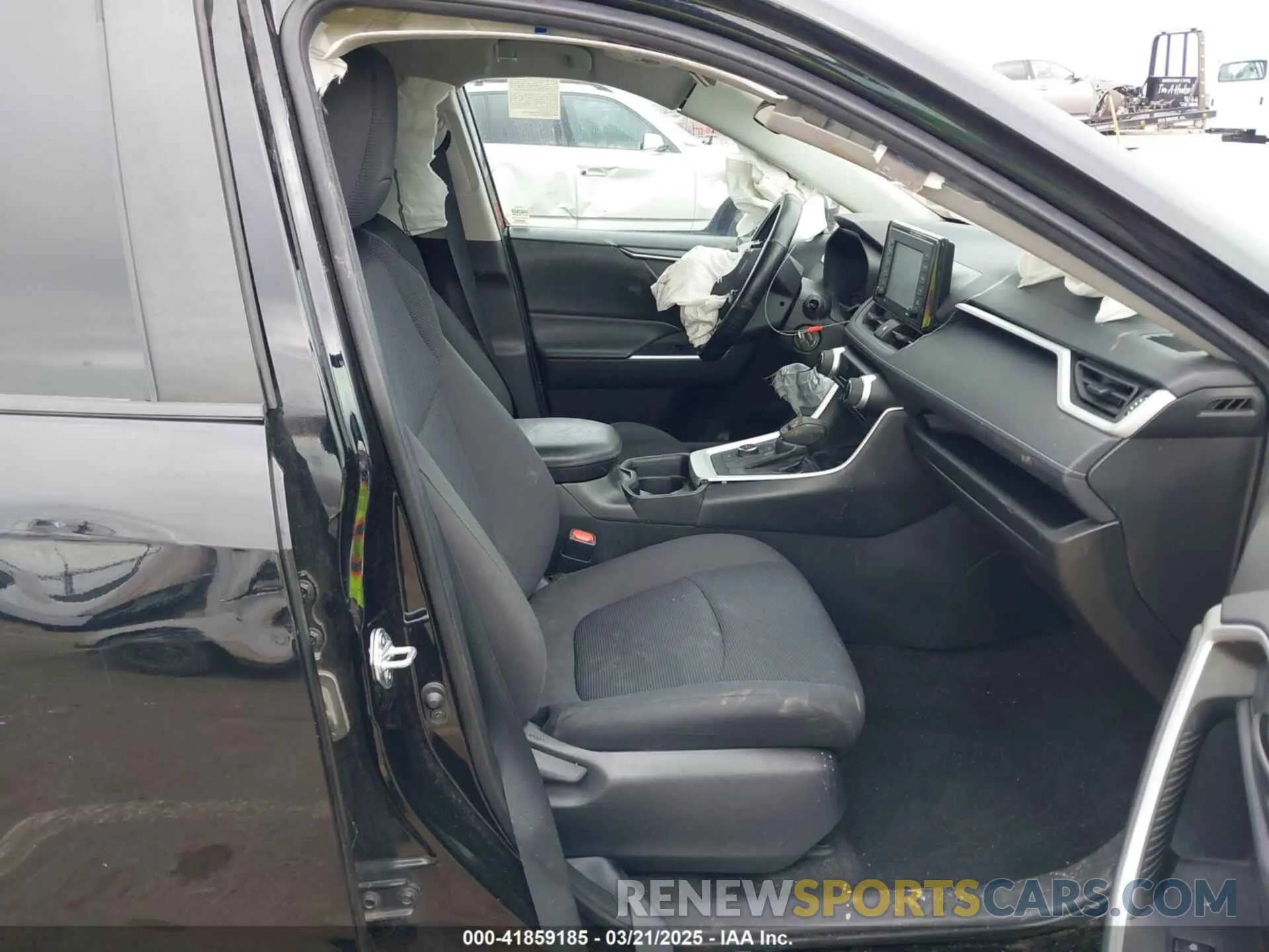 5 Photograph of a damaged car 2T3MWRFV9MW108061 TOYOTA RAV4 HYBRID 2021
