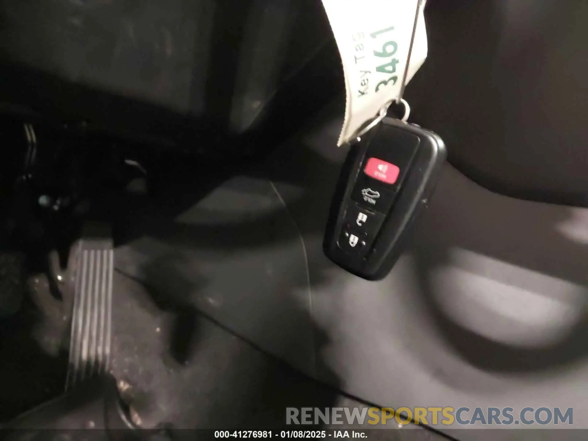 11 Photograph of a damaged car 2T3R6RFV5MW004981 TOYOTA RAV4 HYBRID 2021