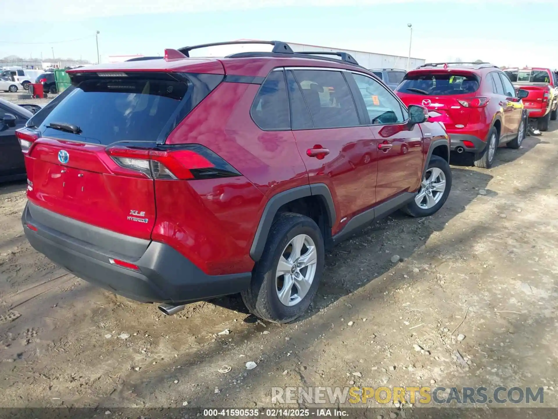 4 Photograph of a damaged car 2T3R6RFV6MW007761 TOYOTA RAV4 HYBRID 2021