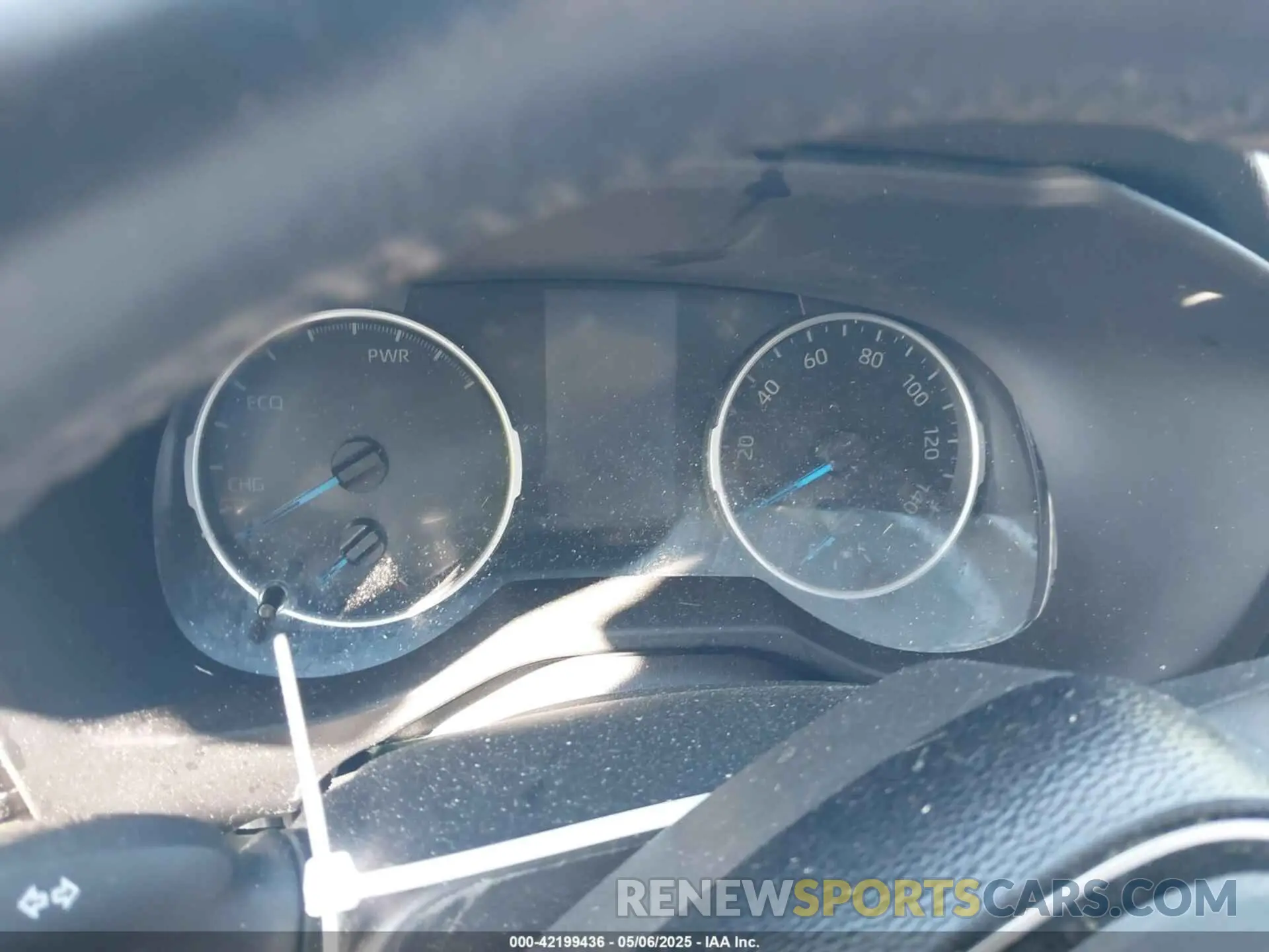 7 Photograph of a damaged car 2T3R6RFVXMW011778 TOYOTA RAV4 HYBRID 2021