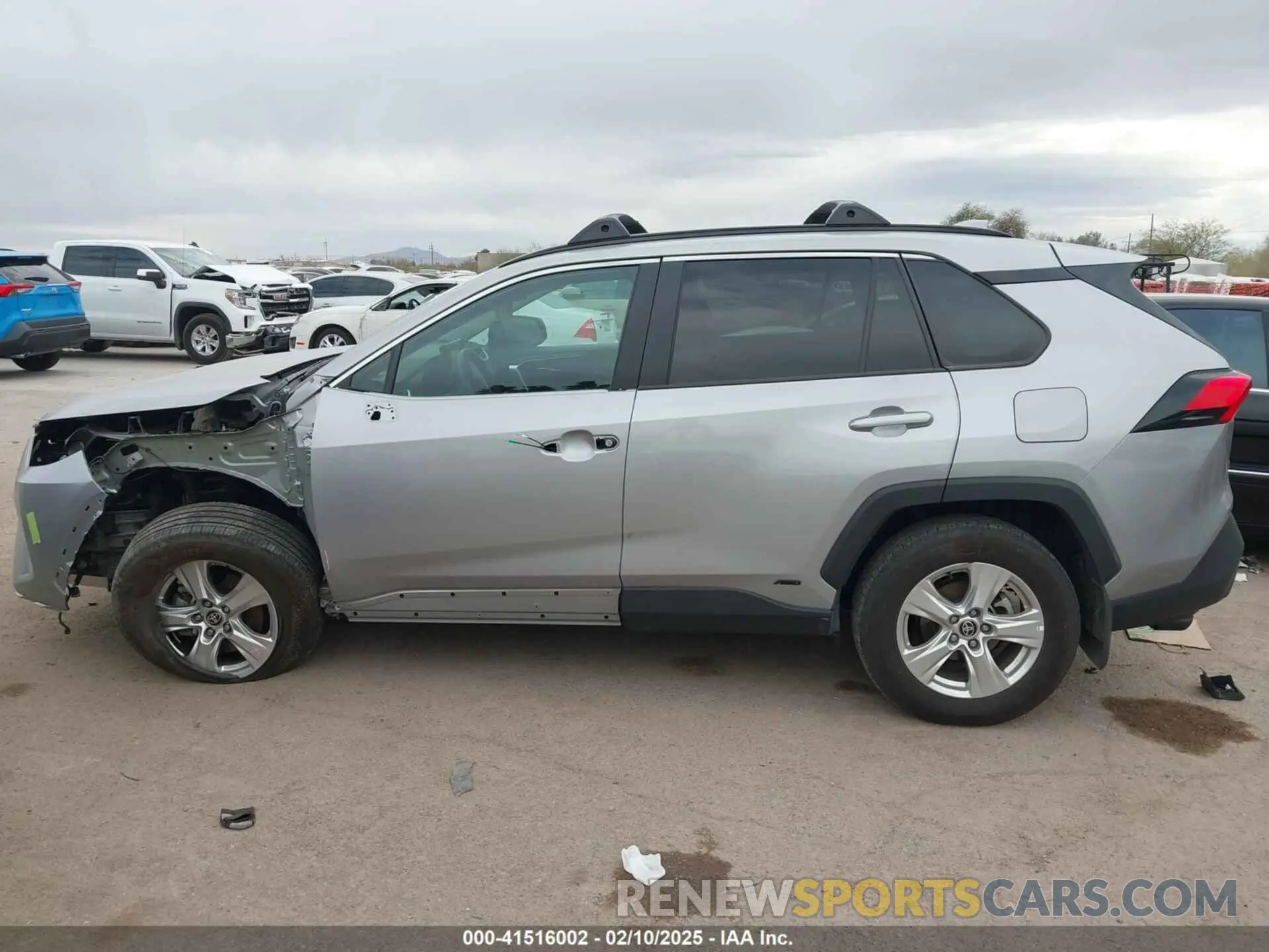 15 Photograph of a damaged car 2T3RWRFV2MW115102 TOYOTA RAV4 HYBRID 2021
