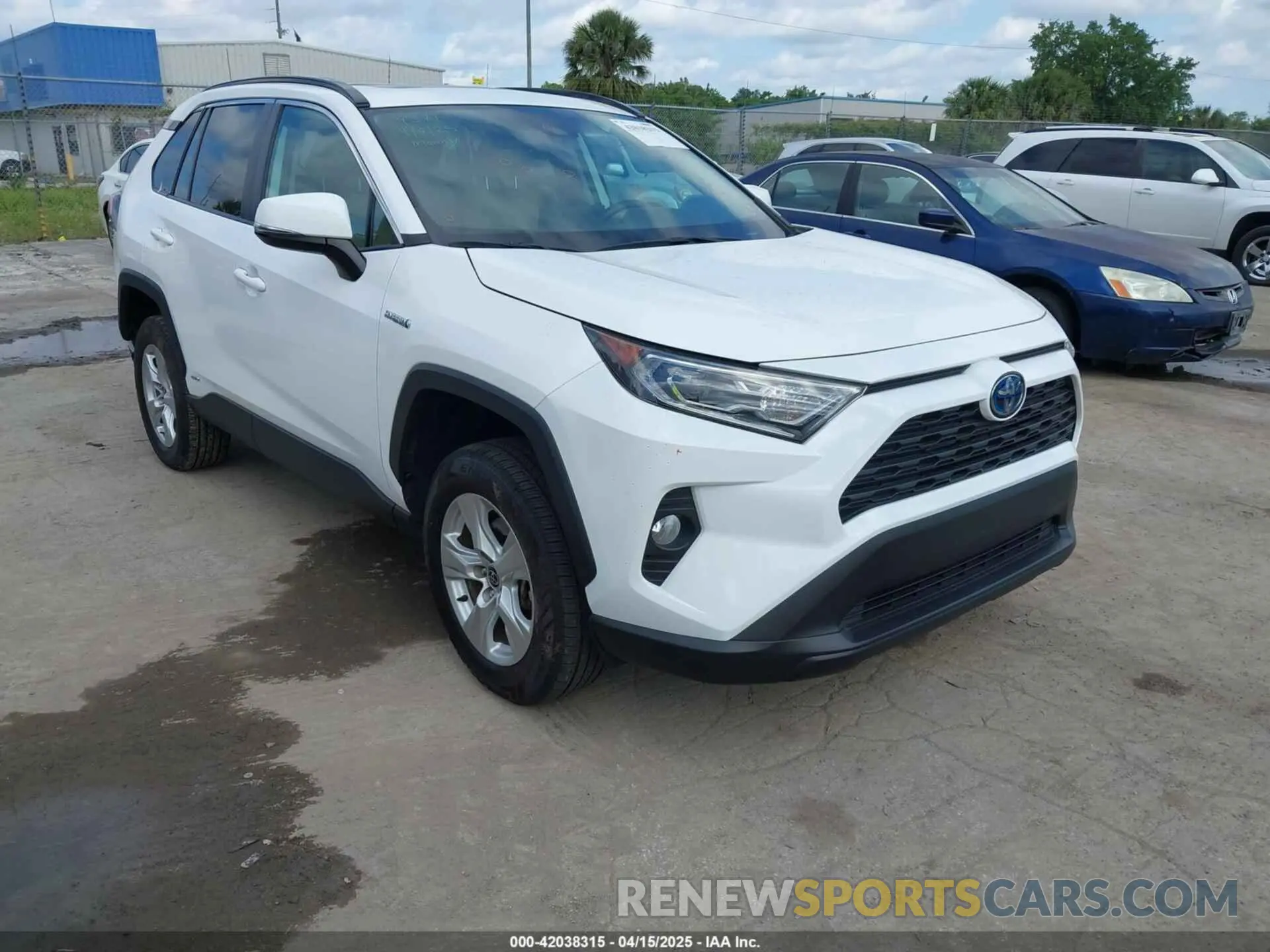 1 Photograph of a damaged car 2T3RWRFV6MW114082 TOYOTA RAV4 HYBRID 2021