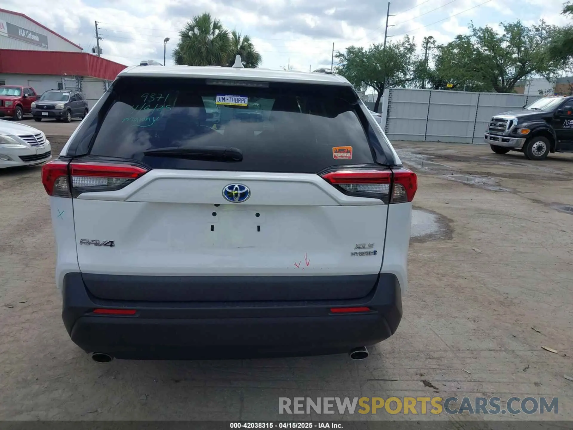 16 Photograph of a damaged car 2T3RWRFV6MW114082 TOYOTA RAV4 HYBRID 2021