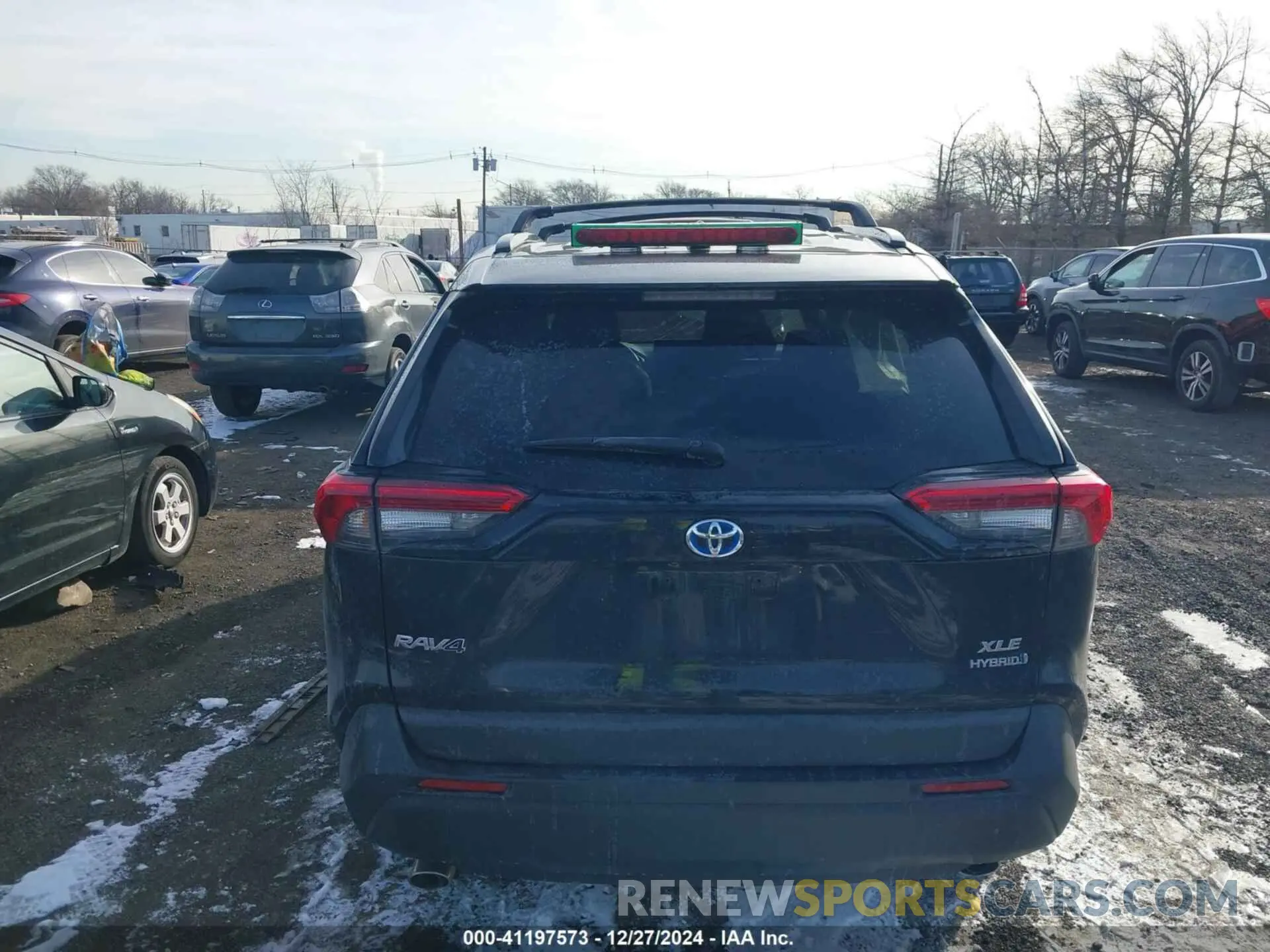 16 Photograph of a damaged car 2T3RWRFV7MW109215 TOYOTA RAV4 HYBRID 2021