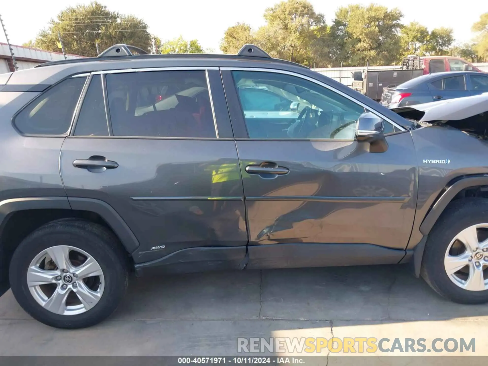 14 Photograph of a damaged car 2T3RWRFV8MW116416 TOYOTA RAV4 HYBRID 2021