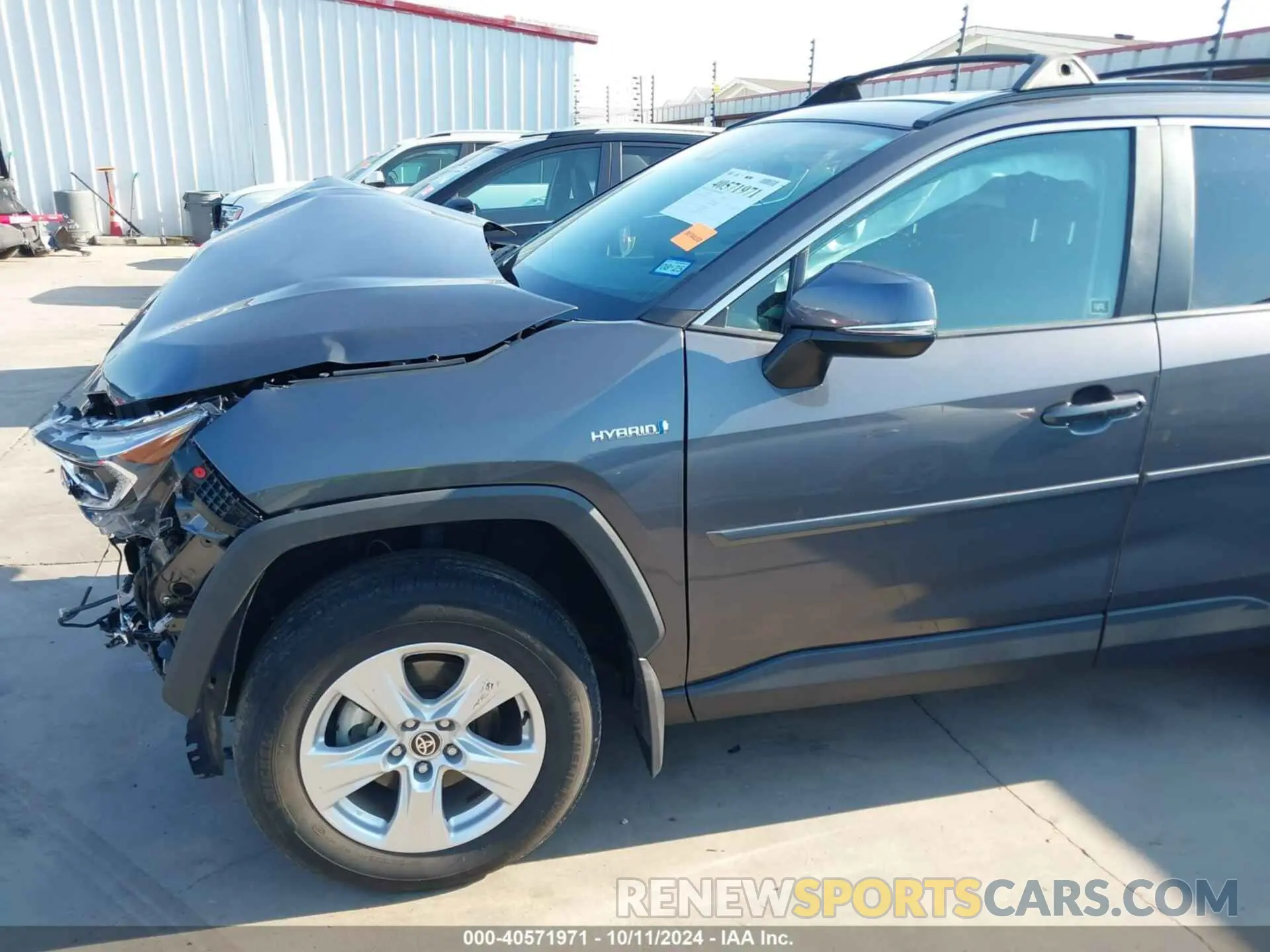 18 Photograph of a damaged car 2T3RWRFV8MW116416 TOYOTA RAV4 HYBRID 2021