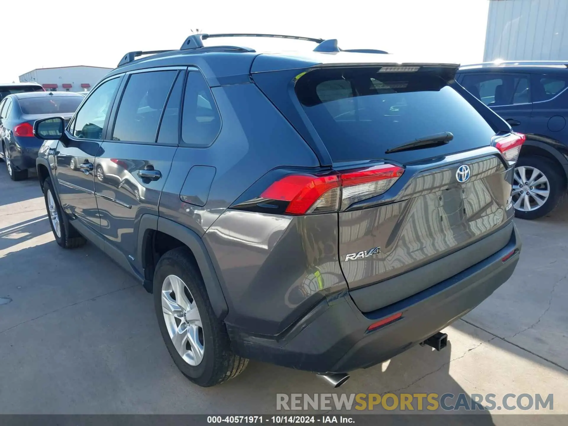 3 Photograph of a damaged car 2T3RWRFV8MW116416 TOYOTA RAV4 HYBRID 2021