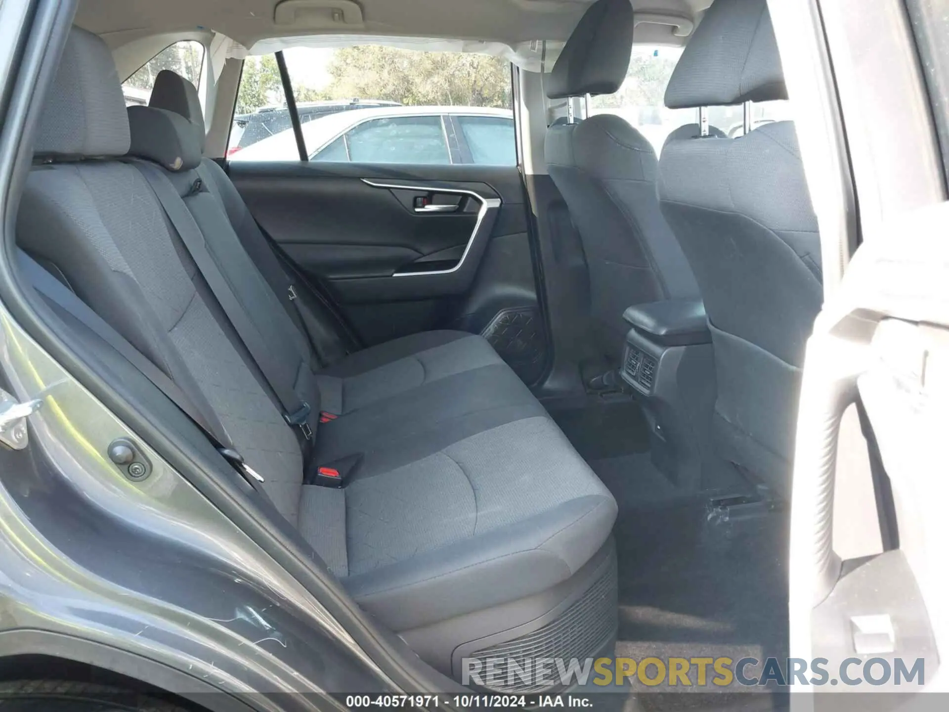 8 Photograph of a damaged car 2T3RWRFV8MW116416 TOYOTA RAV4 HYBRID 2021