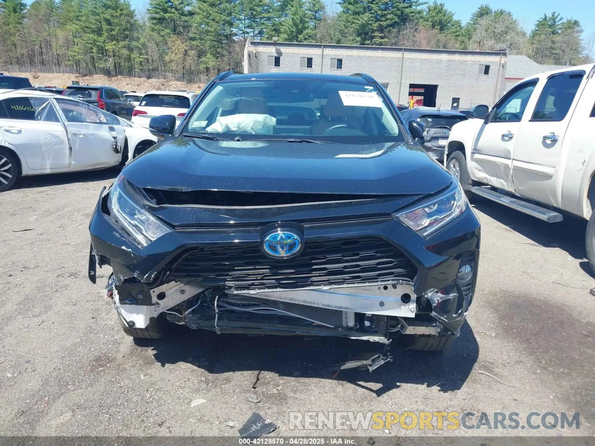 12 Photograph of a damaged car 2T3RWRFV8MW116772 TOYOTA RAV4 HYBRID 2021