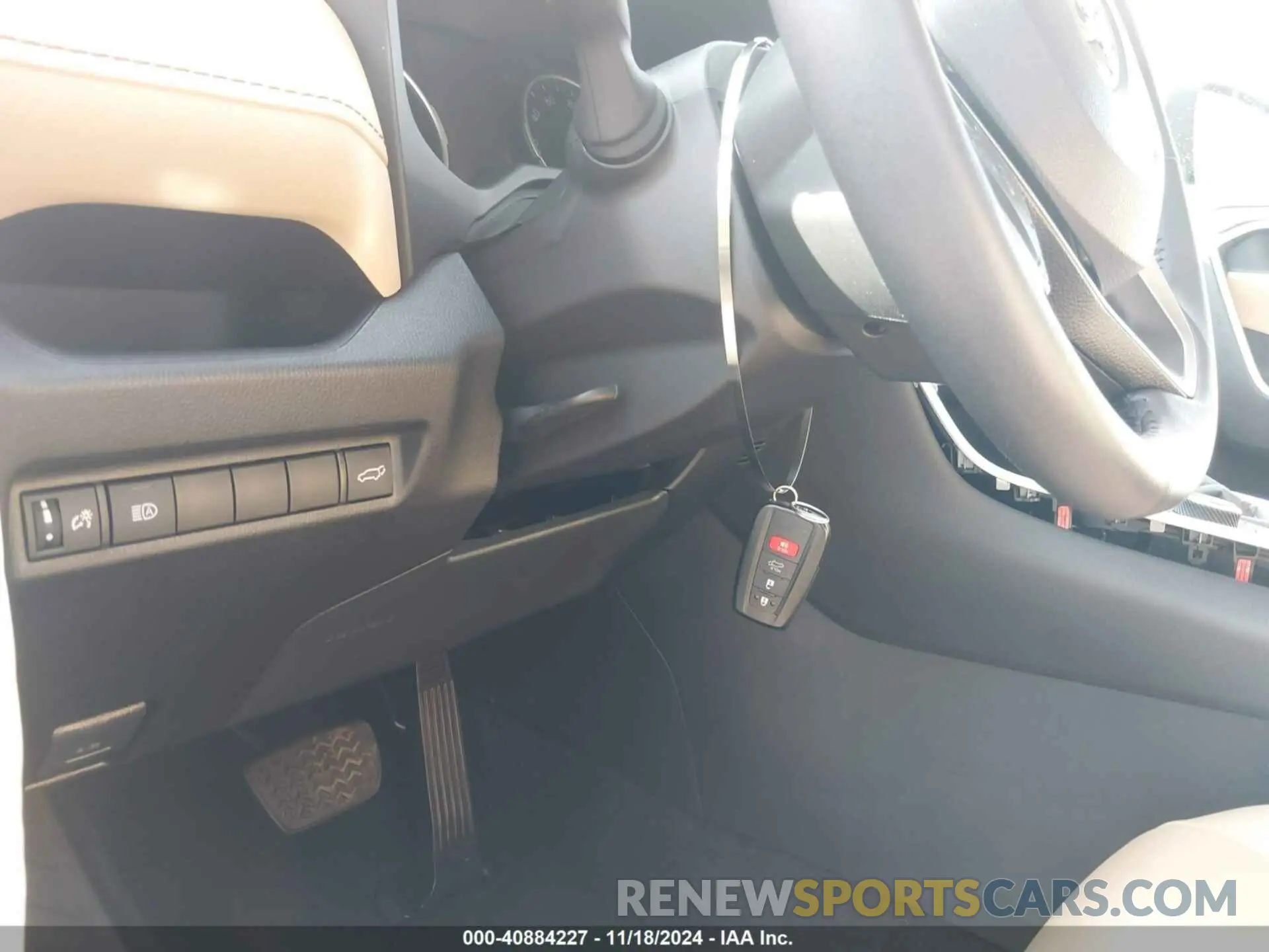 11 Photograph of a damaged car 4T3B6RFV1MU044122 TOYOTA RAV4 HYBRID 2021