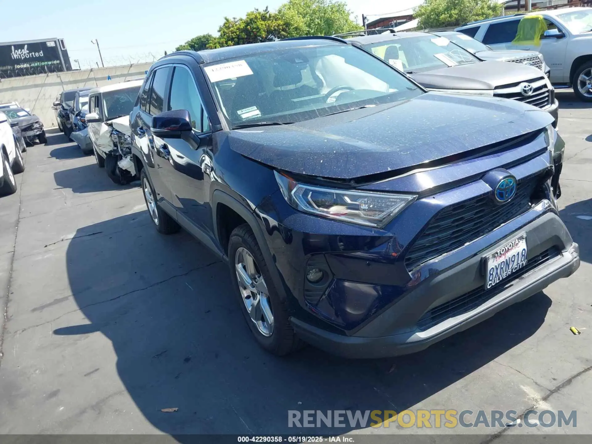 1 Photograph of a damaged car 4T3B6RFV2MU044890 TOYOTA RAV4 HYBRID 2021