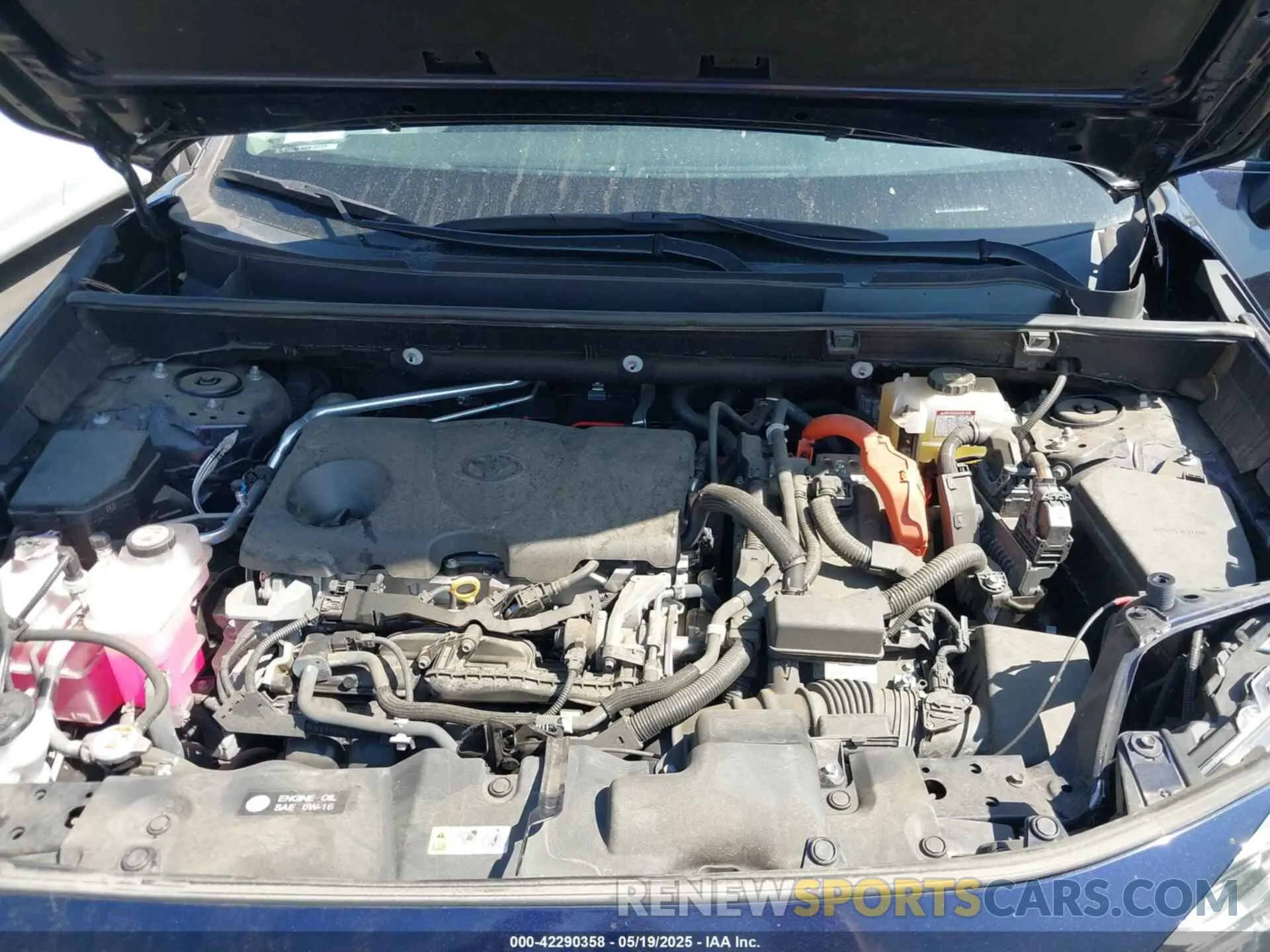 10 Photograph of a damaged car 4T3B6RFV2MU044890 TOYOTA RAV4 HYBRID 2021