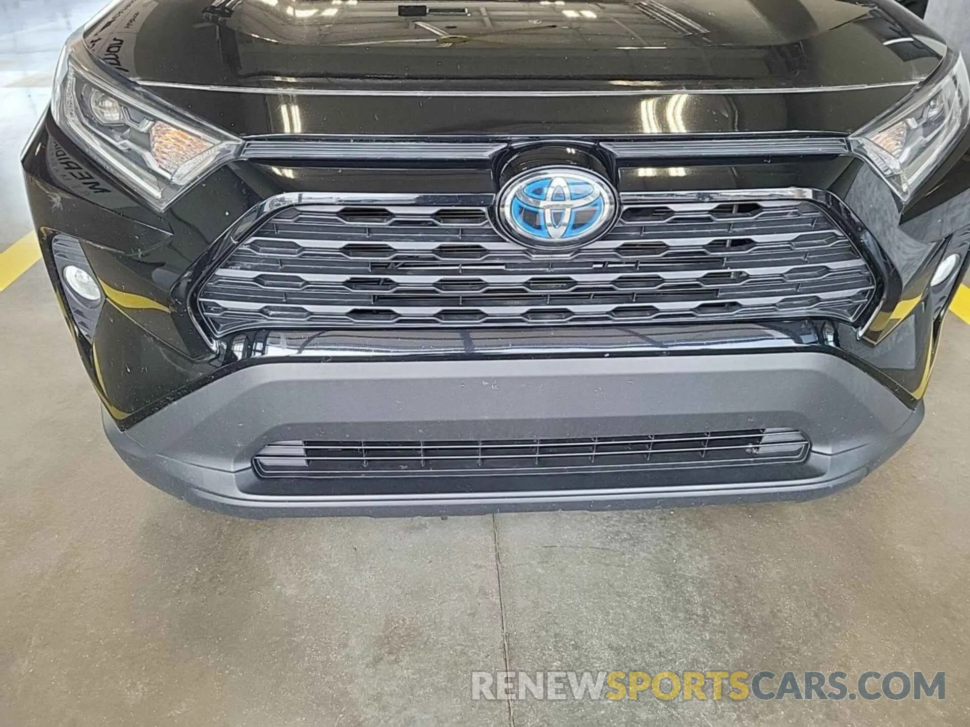13 Photograph of a damaged car 4T3B6RFV3MU034076 TOYOTA RAV4 HYBRID 2021