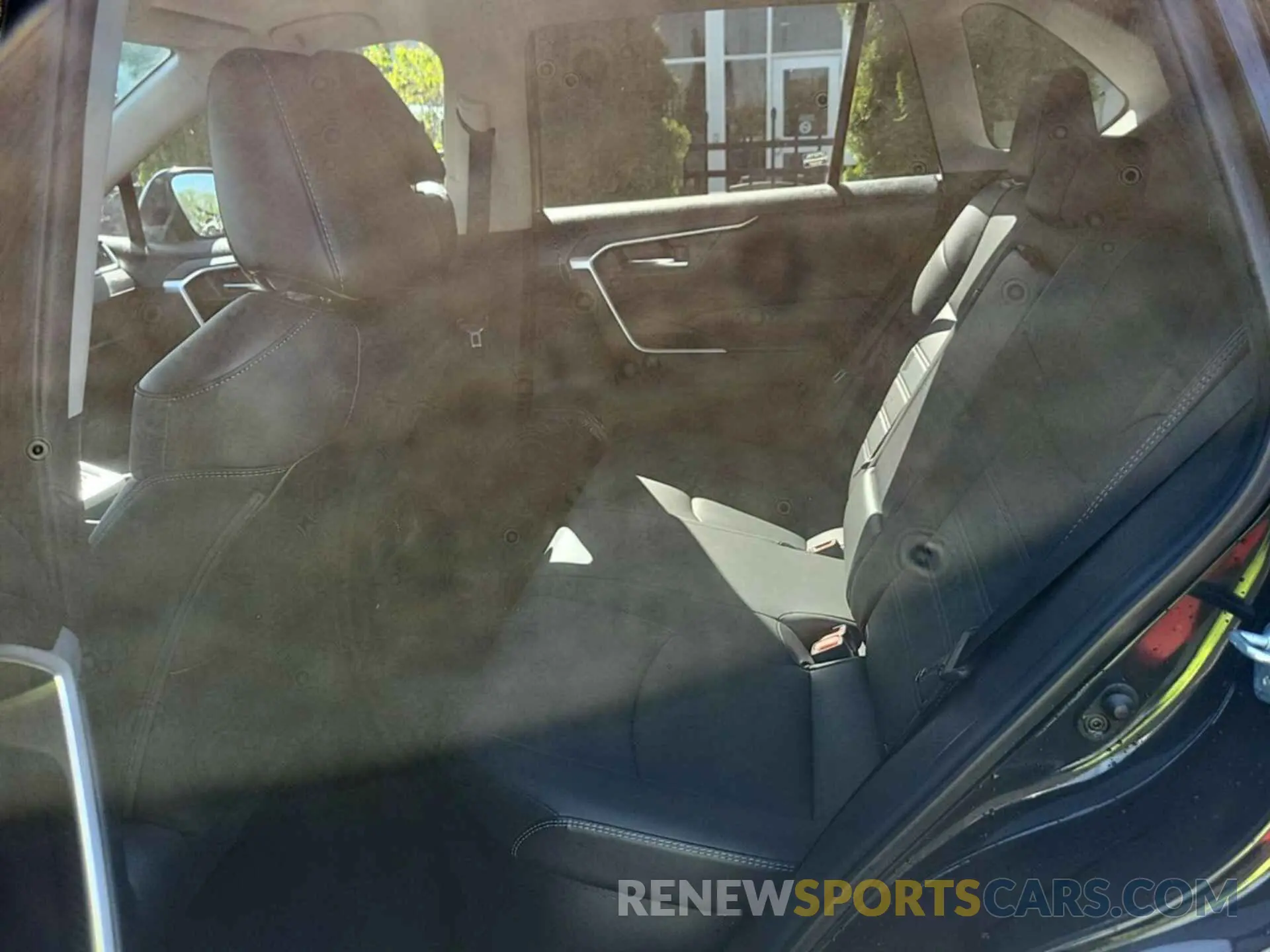 25 Photograph of a damaged car 4T3B6RFV3MU034076 TOYOTA RAV4 HYBRID 2021