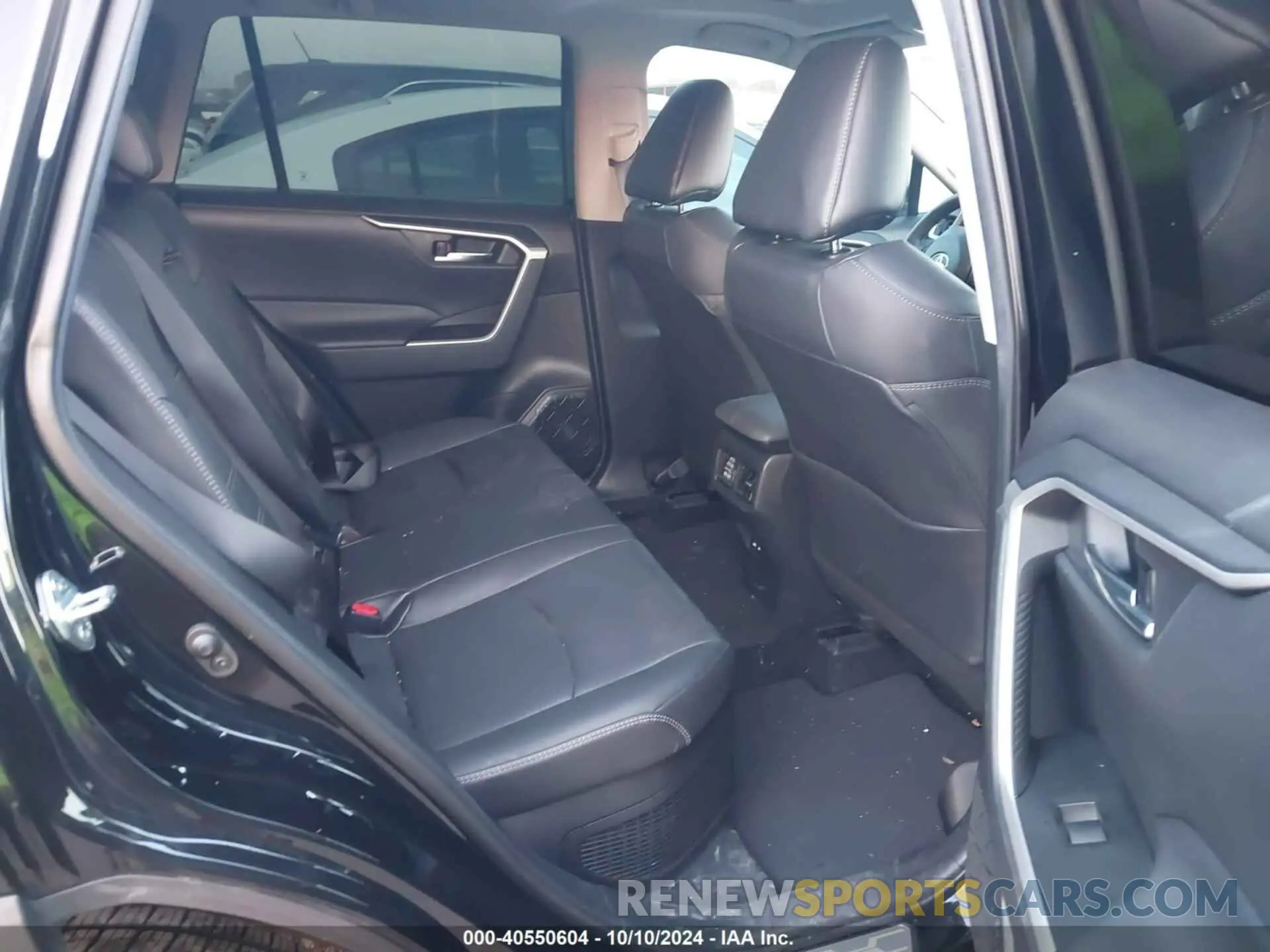 8 Photograph of a damaged car 4T3B6RFV3MU046079 TOYOTA RAV4 HYBRID 2021