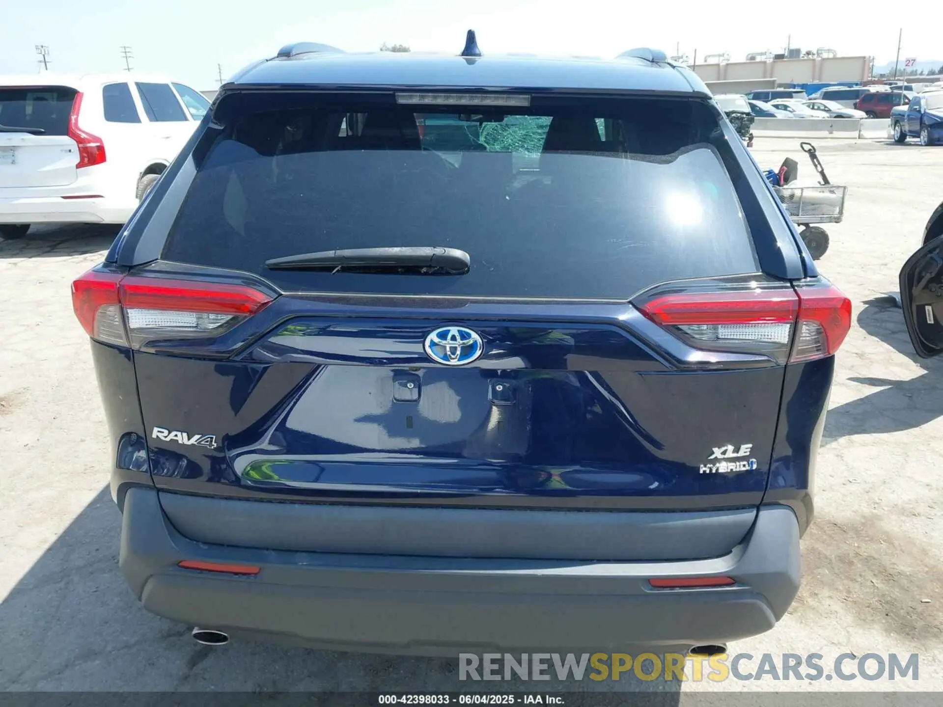16 Photograph of a damaged car 4T3B6RFV4MU025144 TOYOTA RAV4 HYBRID 2021