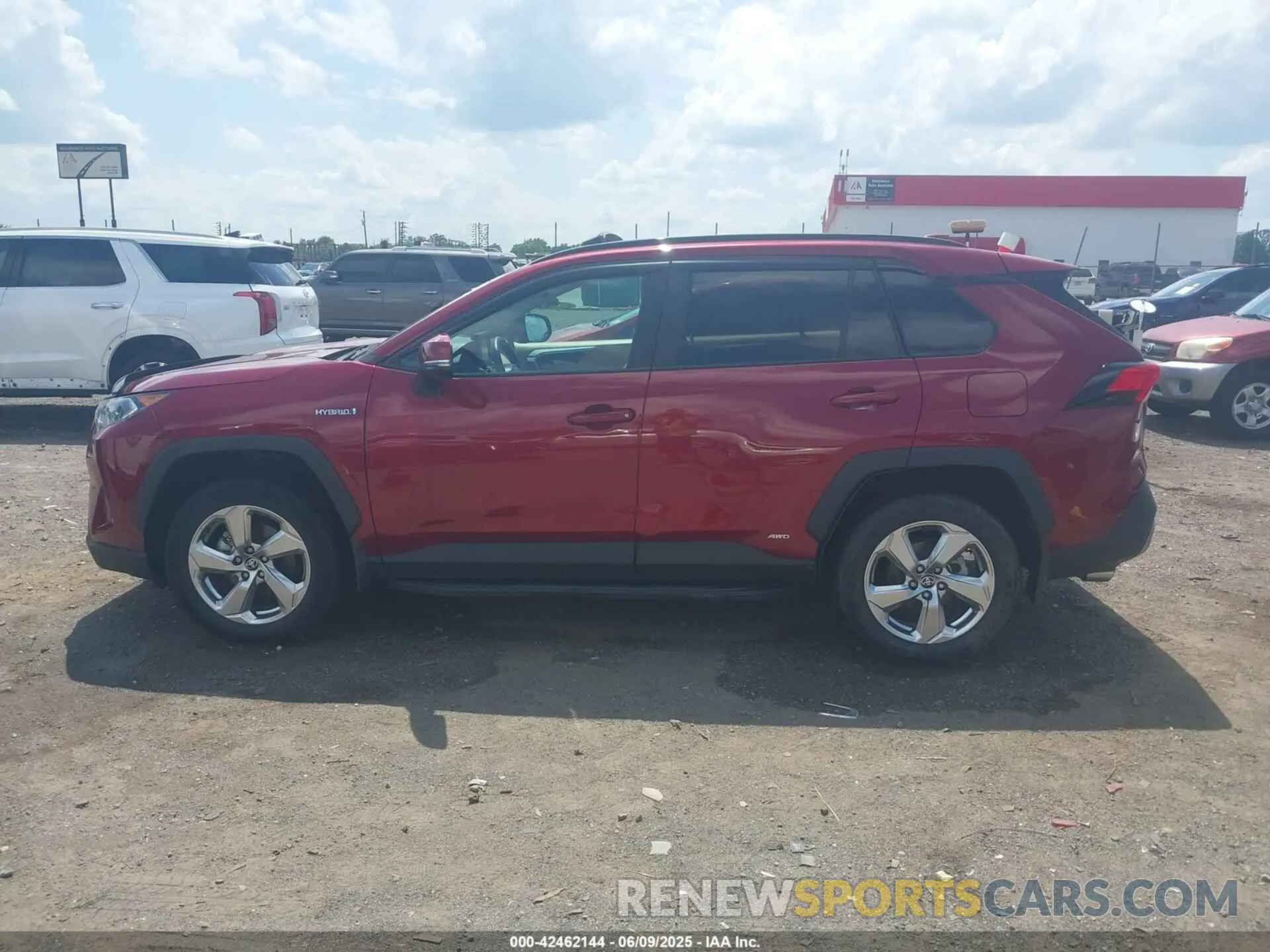15 Photograph of a damaged car 4T3B6RFV4MU063117 TOYOTA RAV4 HYBRID 2021
