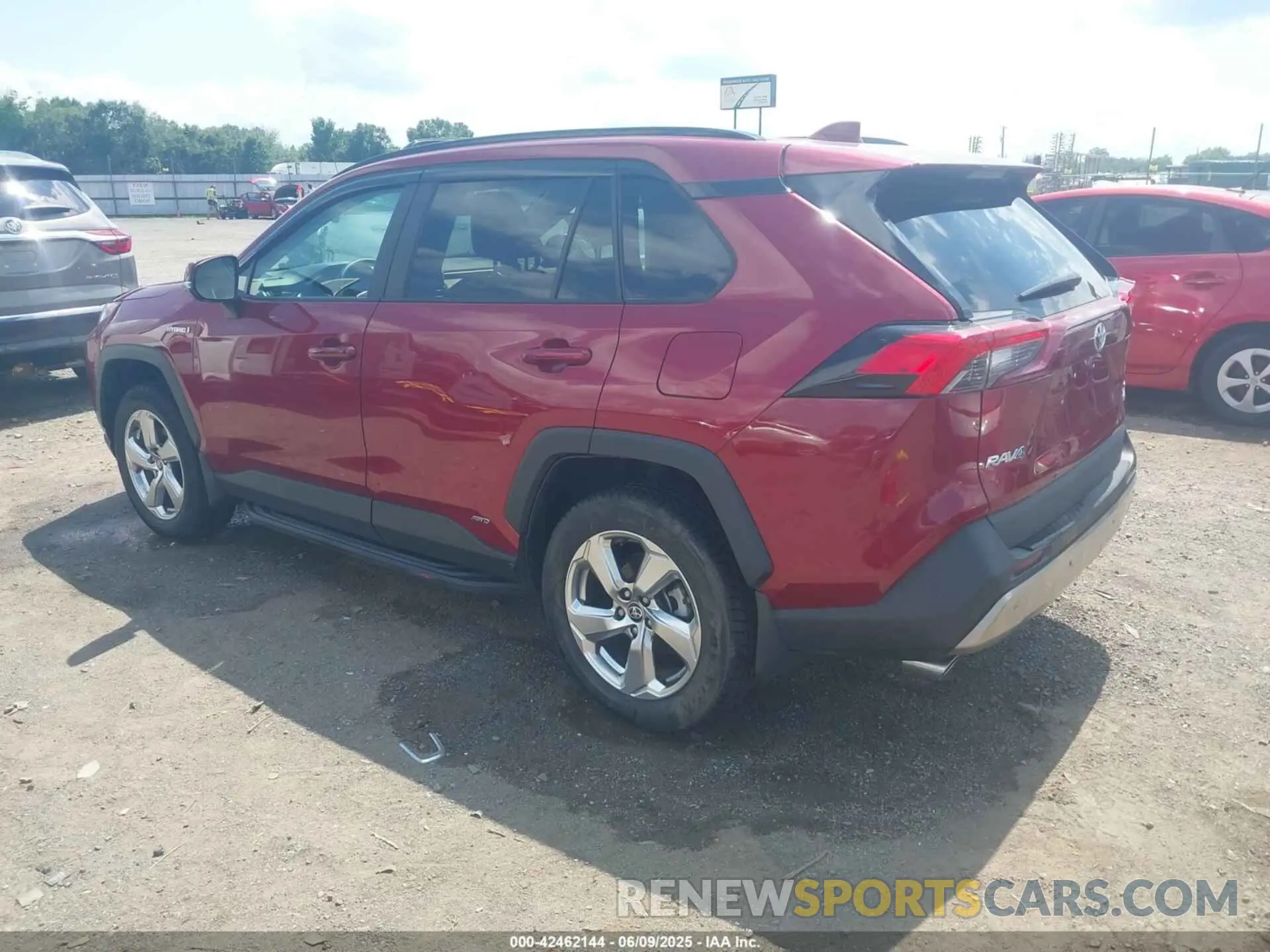 3 Photograph of a damaged car 4T3B6RFV4MU063117 TOYOTA RAV4 HYBRID 2021