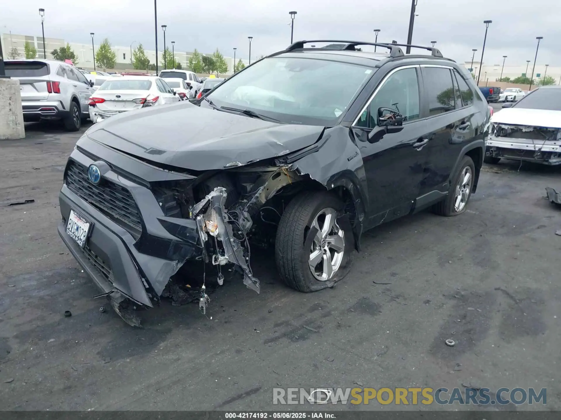 2 Photograph of a damaged car 4T3B6RFV5MU031406 TOYOTA RAV4 HYBRID 2021