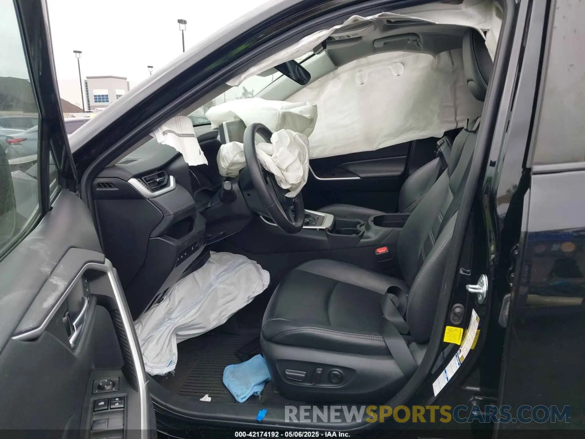 5 Photograph of a damaged car 4T3B6RFV5MU031406 TOYOTA RAV4 HYBRID 2021