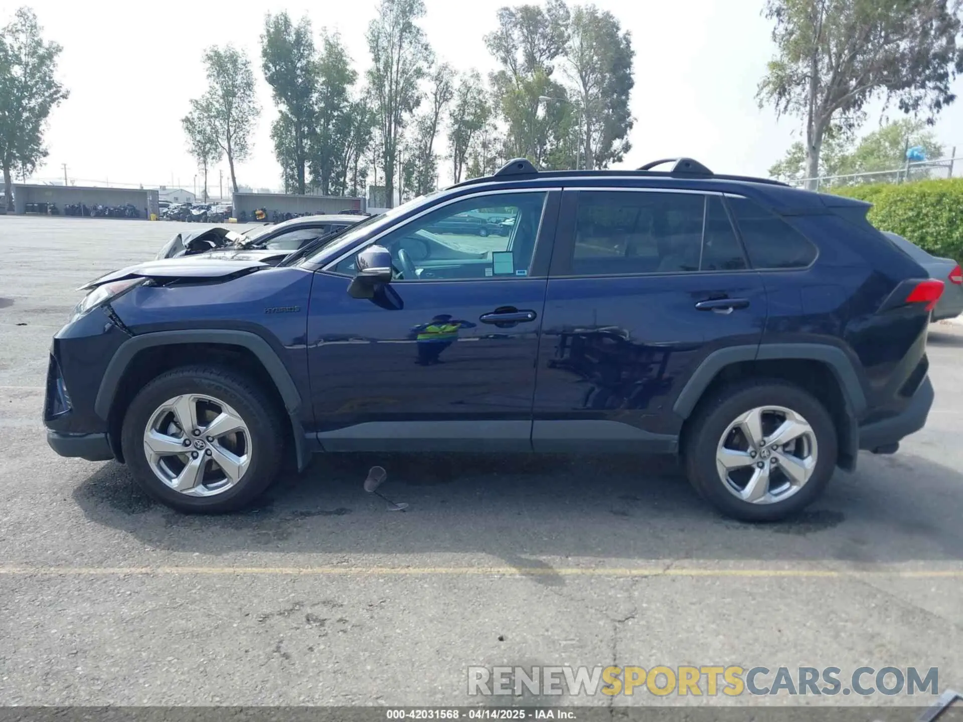 14 Photograph of a damaged car 4T3B6RFV5MU049808 TOYOTA RAV4 HYBRID 2021