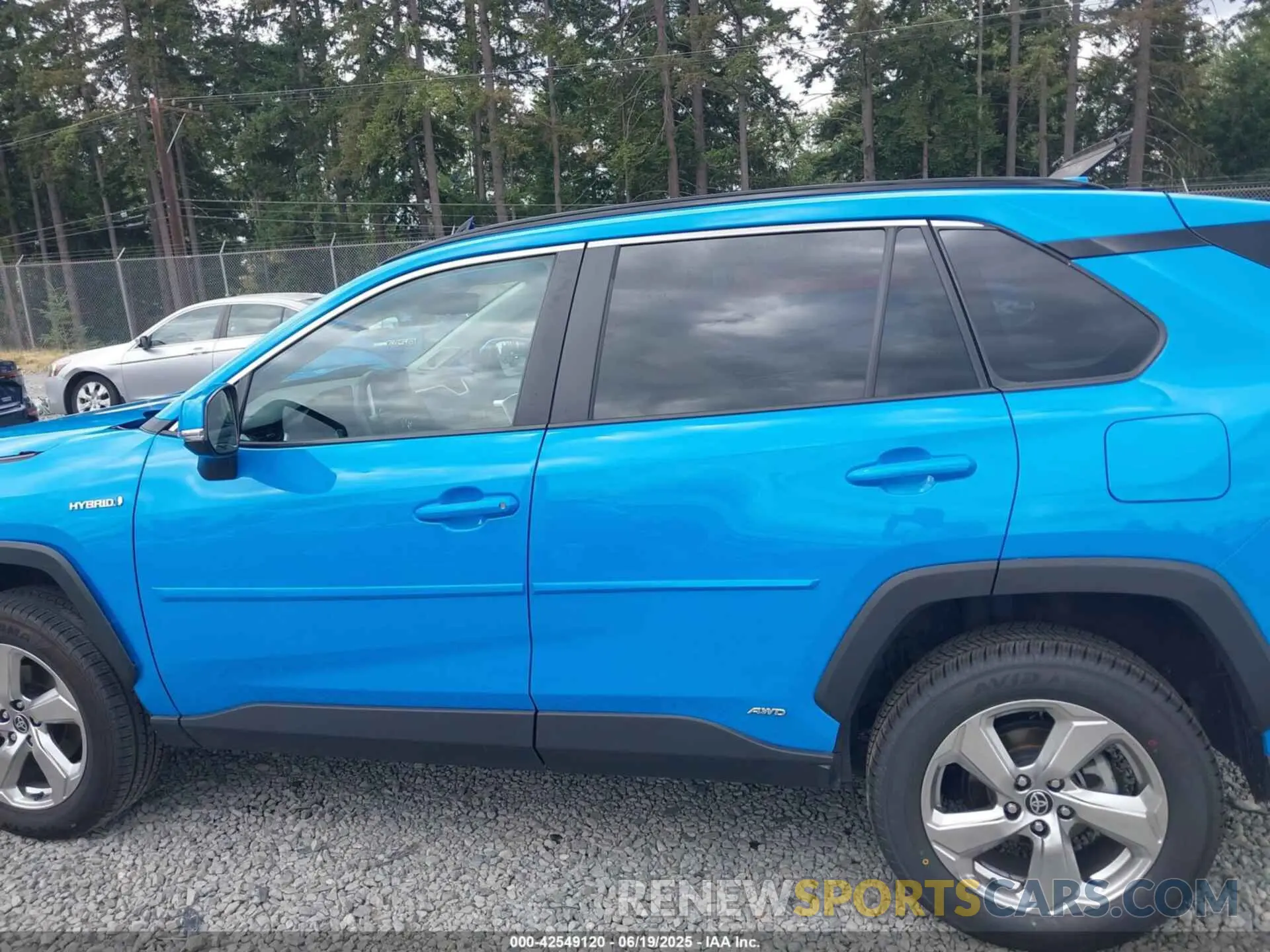 14 Photograph of a damaged car 4T3B6RFV6MU048392 TOYOTA RAV4 HYBRID 2021