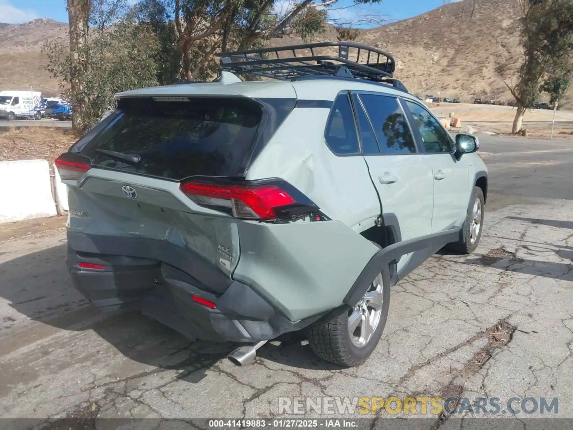 4 Photograph of a damaged car 4T3B6RFV9MU025009 TOYOTA RAV4 HYBRID 2021